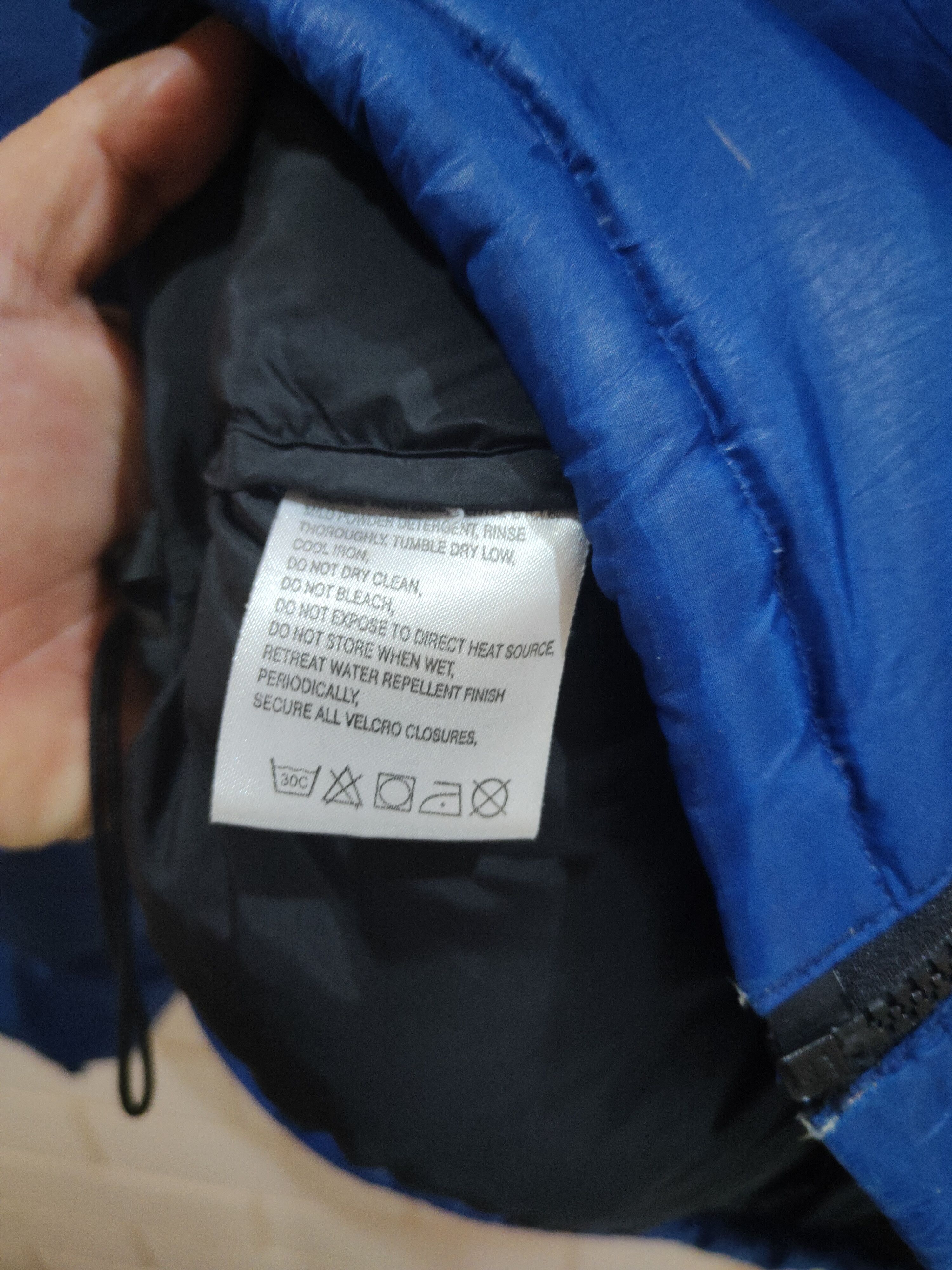 The North Face TNF Nuptse Puffer 700 Size US L / EU 52-54 / 3 - 4 Thumbnail