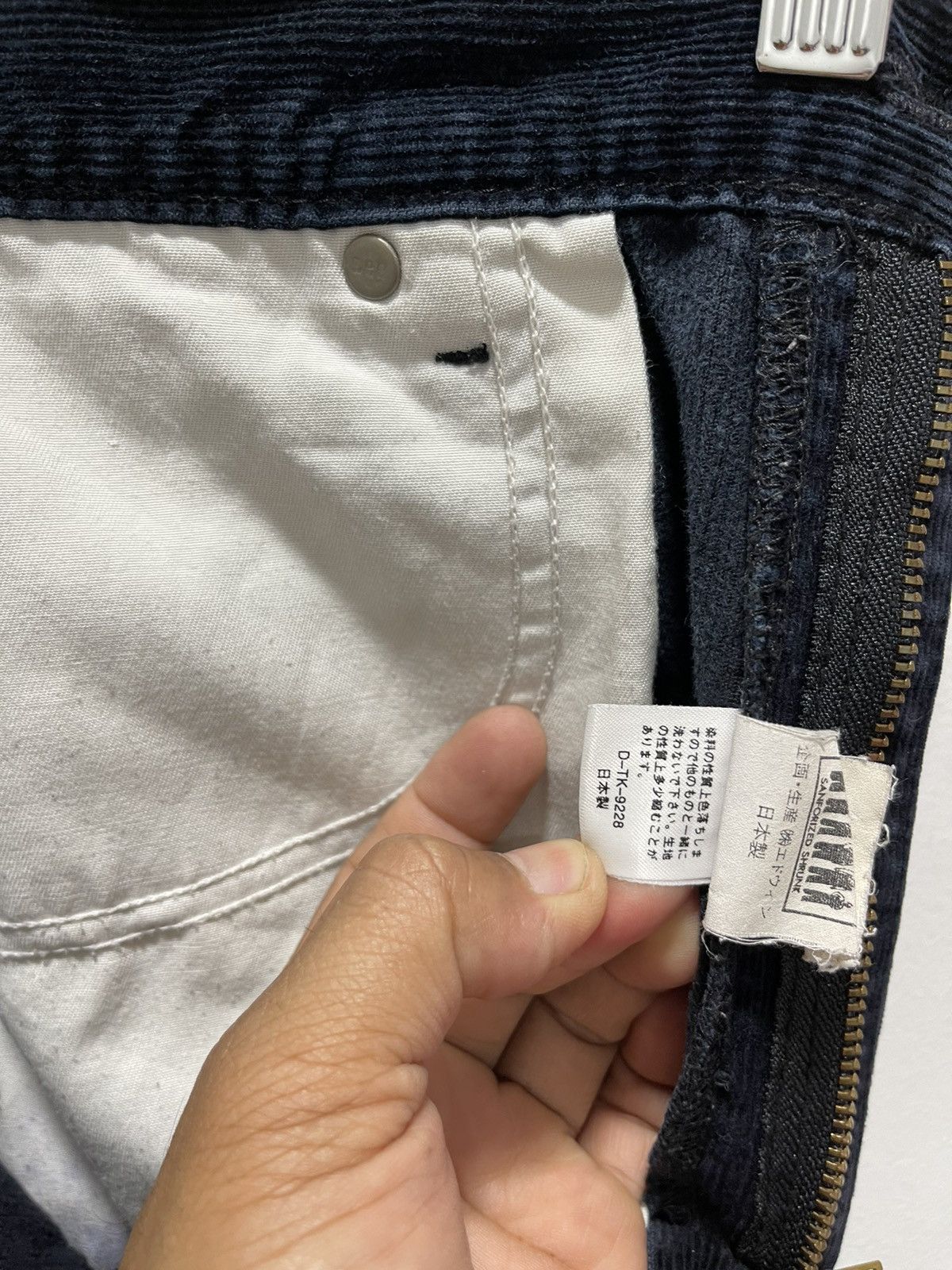 Lee × Vintage VINTAGE LEE CORDUROY DISTRESSED JEANS MADE IN JAPAN 34x34 Size US 32 / EU 48 - 14 Thumbnail