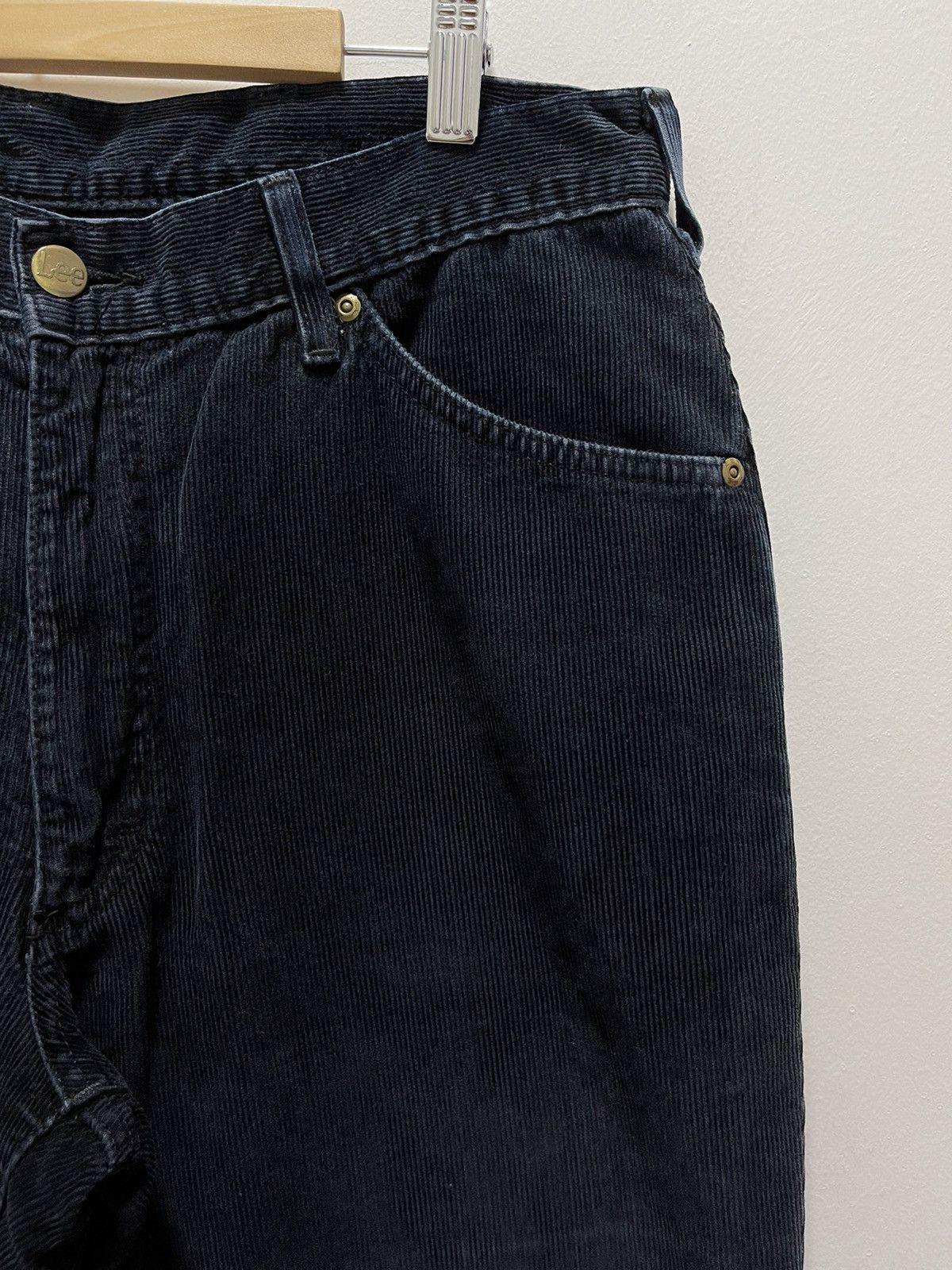 Lee × Vintage VINTAGE LEE CORDUROY DISTRESSED JEANS MADE IN JAPAN 34x34 Size US 32 / EU 48 - 2 Thumbnail