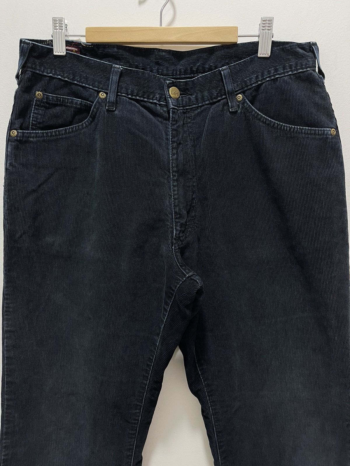 Lee × Vintage VINTAGE LEE CORDUROY DISTRESSED JEANS MADE IN JAPAN 34x34 Size US 32 / EU 48 - 4 Thumbnail