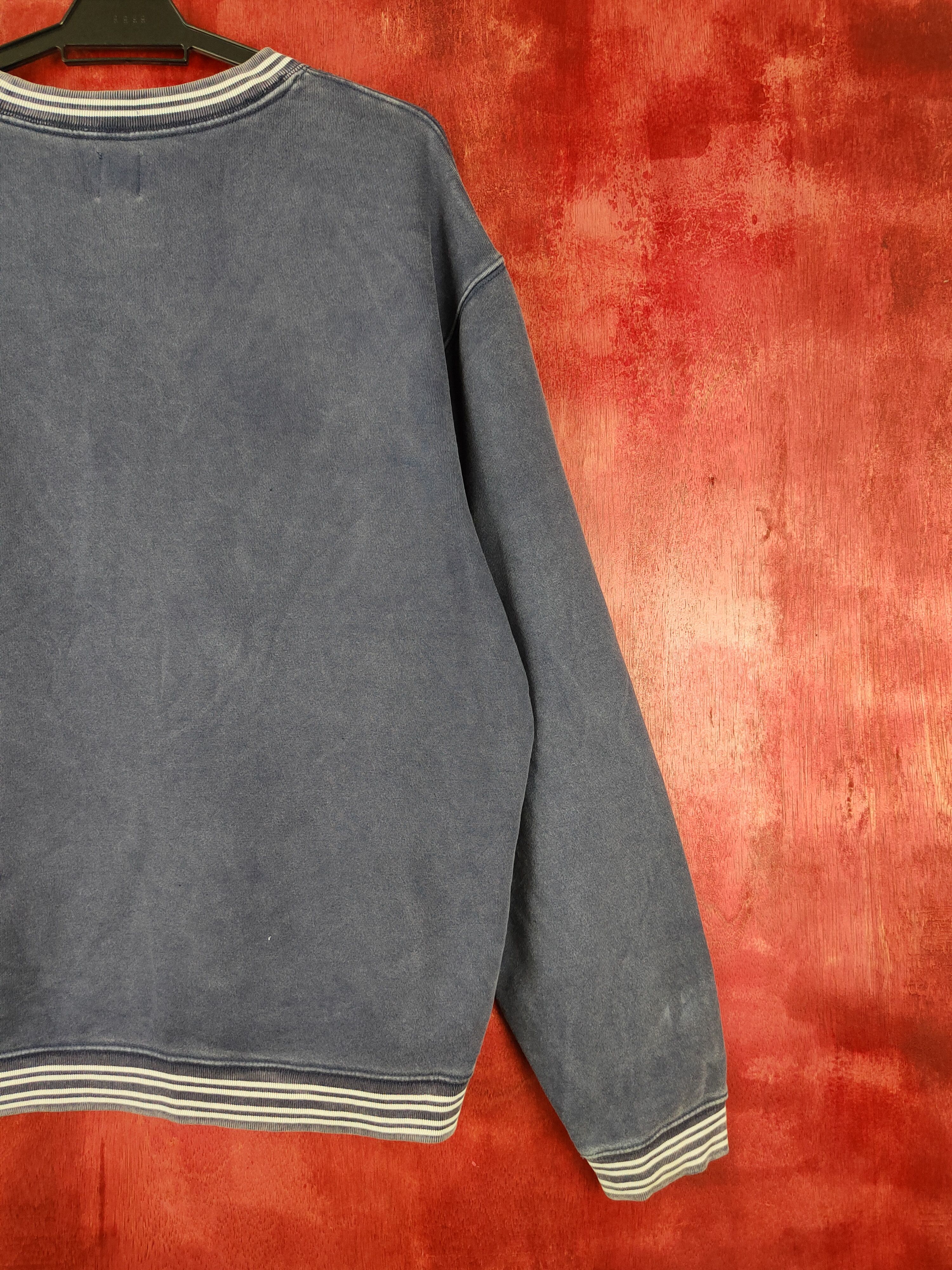 Gap Gap Dark Blue Sweatshirt kenye west vintage #S343 Size US M / EU 48-50 / 2 - 7 Thumbnail