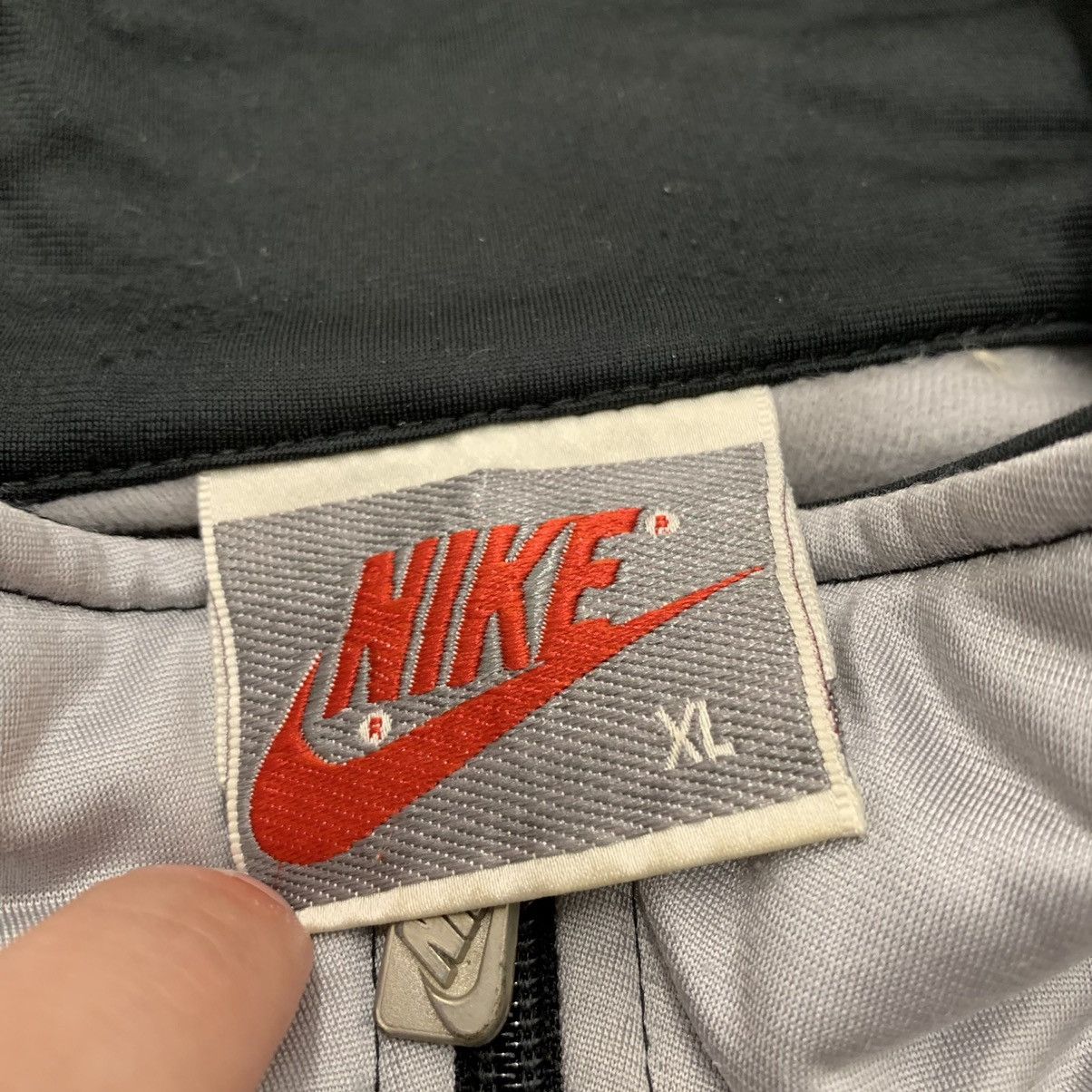 Nike × Vintage Vintage Nike jacket Size US XL / EU 56 / 4 - 4 Thumbnail