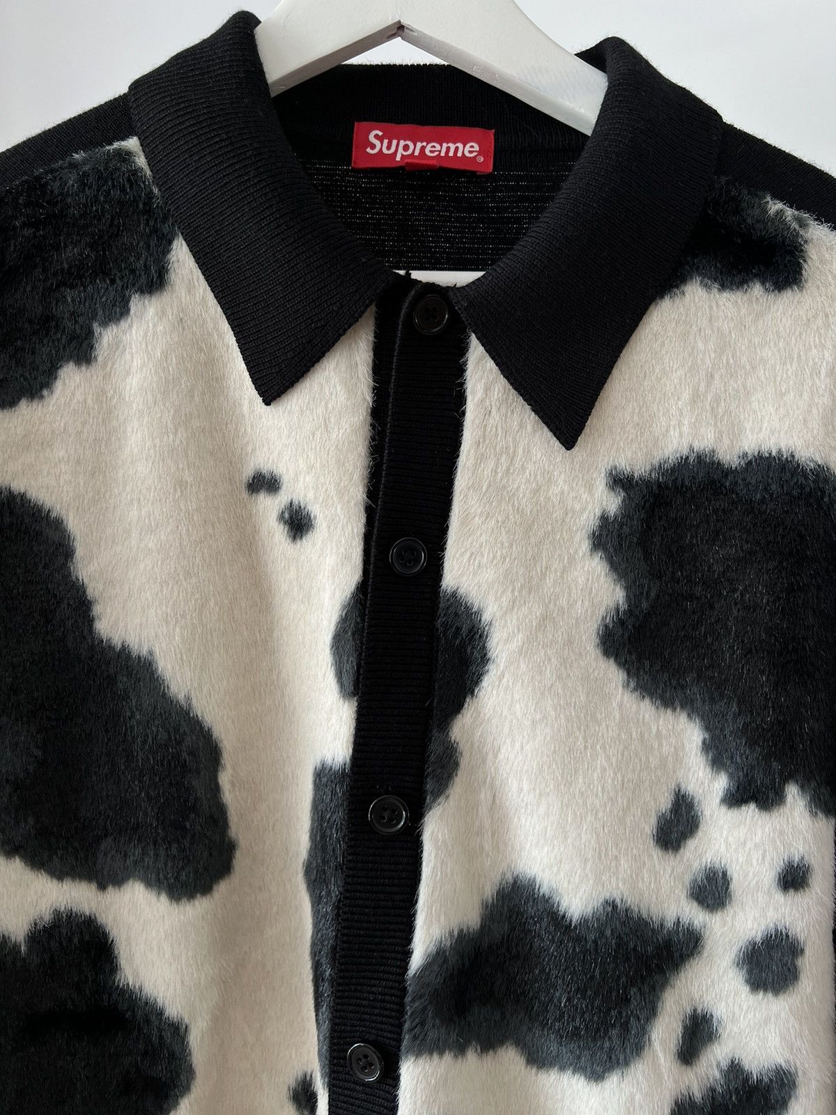 トップス Supreme Cow Print Cardigan Supreme Cow Print Cardigan (FW21) - $178