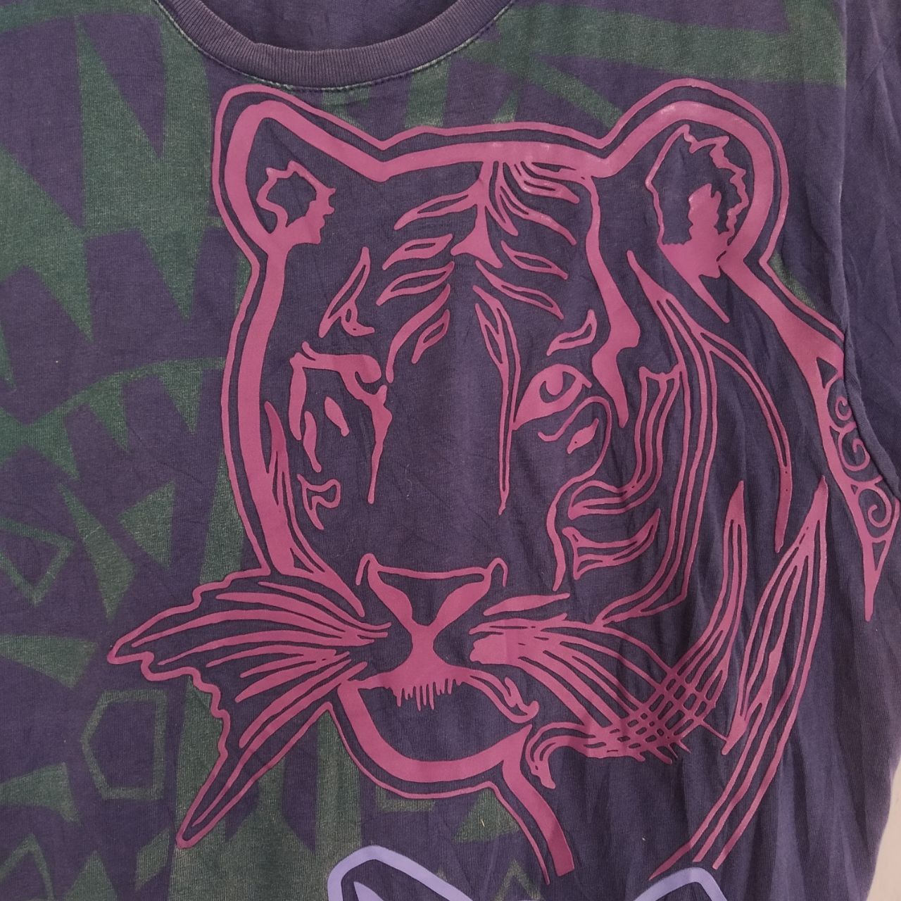 Versace × Vintage Rare!! Versace Jeans Fullprint Tiger Design T-shirt Size US L / EU 52-54 / 3 - 7 Thumbnail