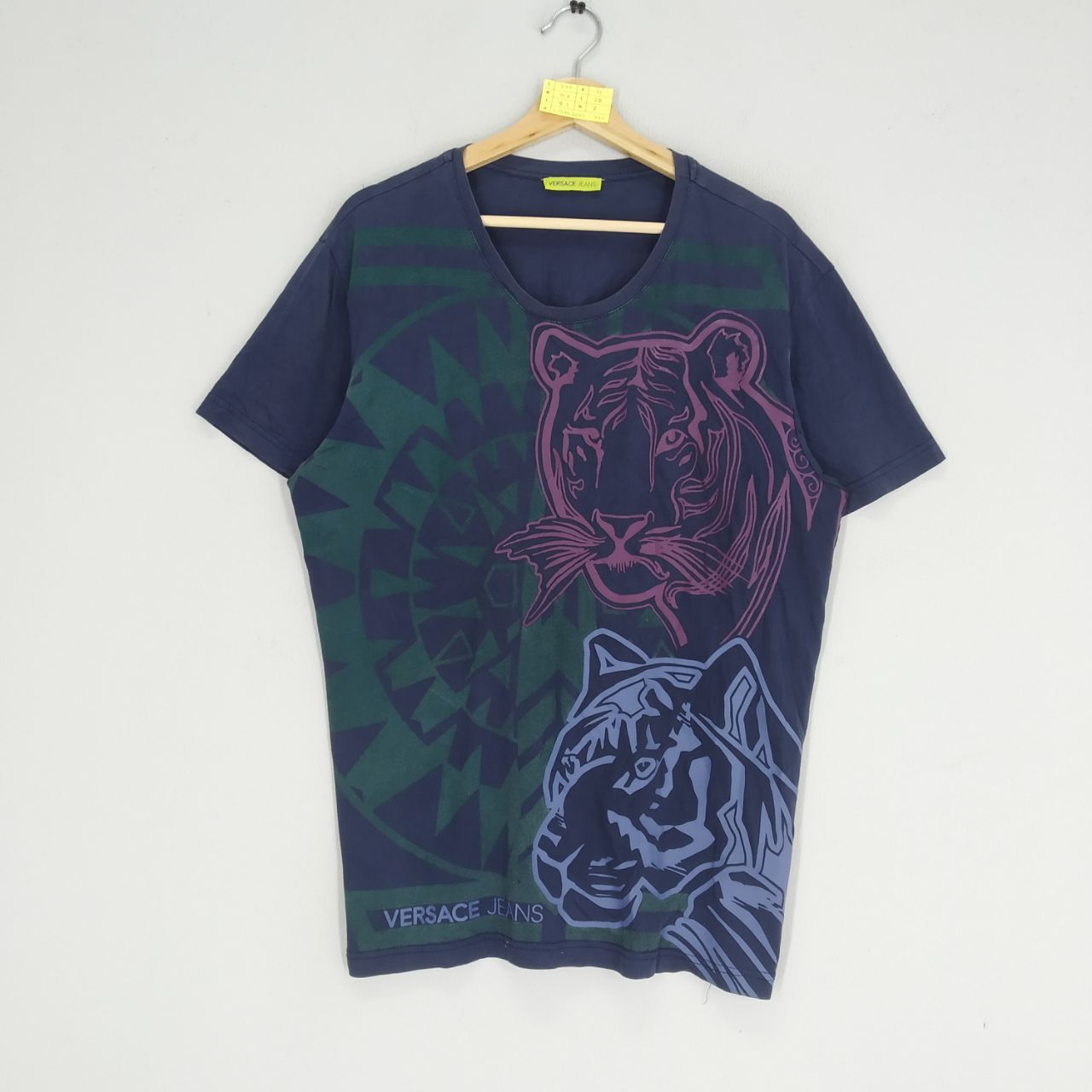 VERSACE｜ (78GAHT00 CJ00T G89) Versace VERSACE Men T-Shirts 78GAHT00 CJ00T G89 BLACK | Grailed