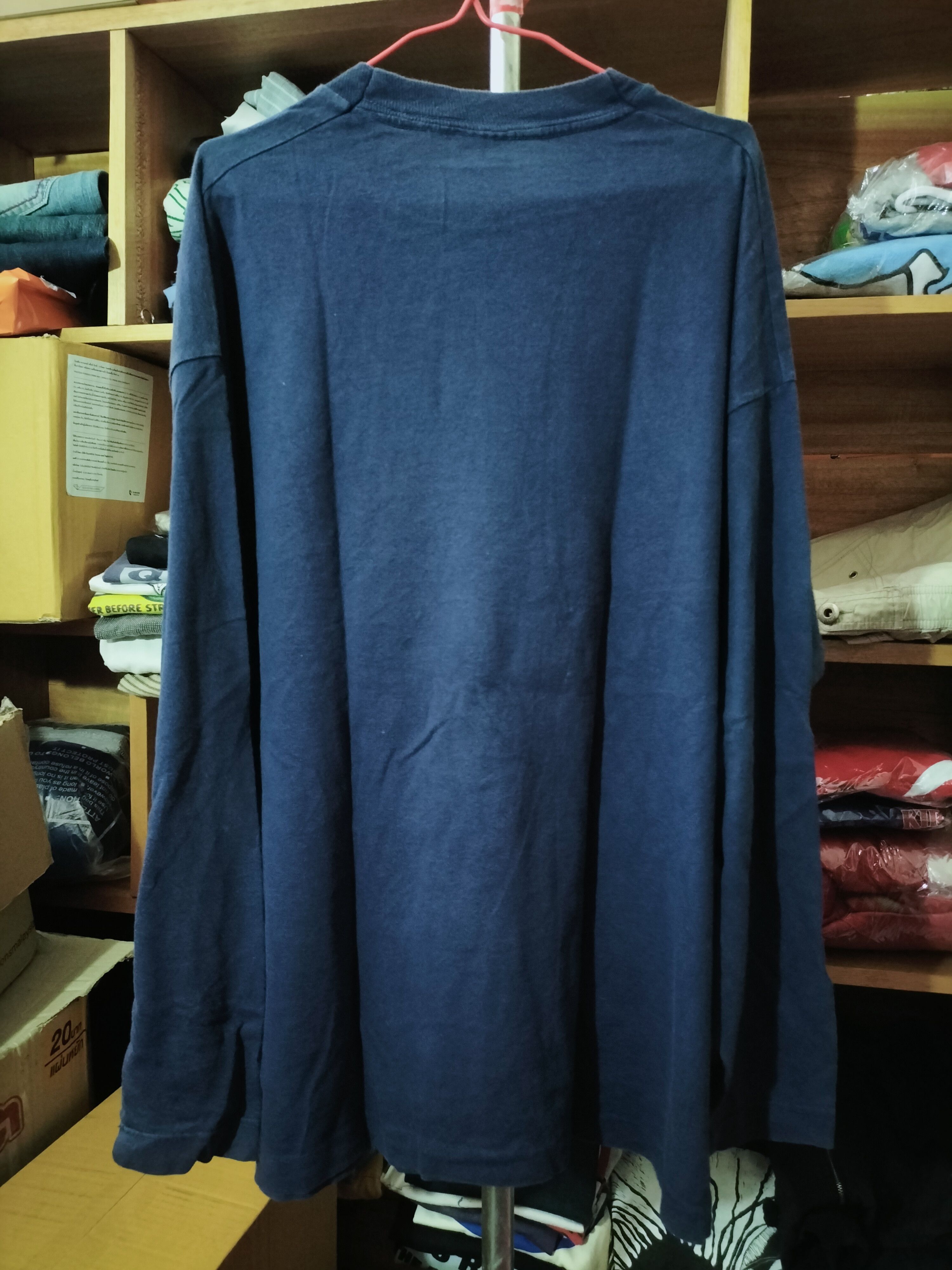 Vintage Vintage 90s Medicus Mundi Longsleeve fashion street tees Size US XL / EU 56 / 4 - 6 Thumbnail