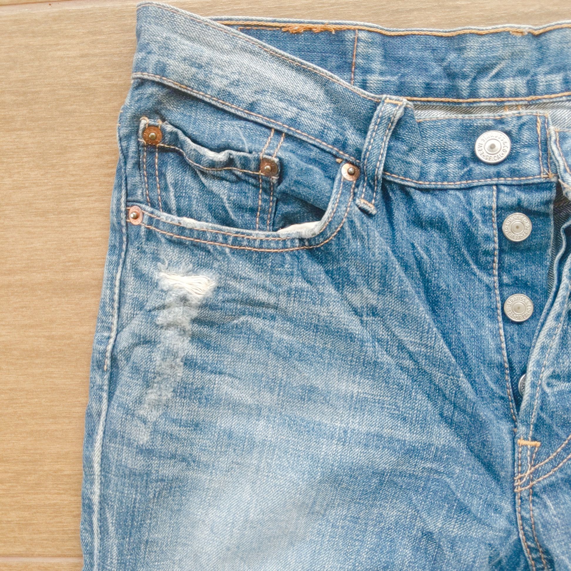 Jean × Levi's × Vintage Vintage Levis 501 W28 Distressed Short Denim Button Pants Size US 28 / EU 44 - 11 Thumbnail