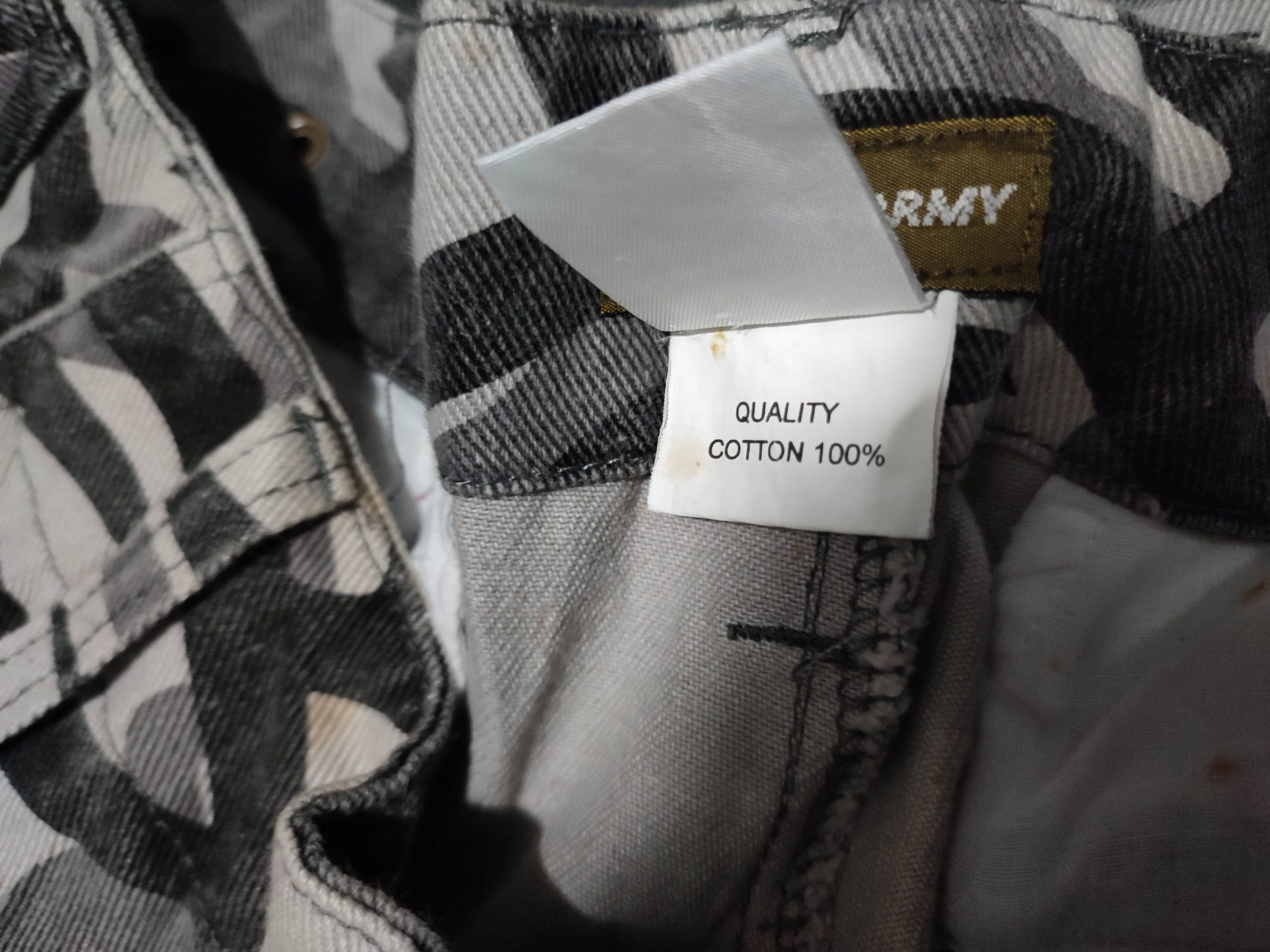 Japanese Brand 🔥Octopus Army Tribal Camo Cargo Pants Size US 31 - 16 Thumbnail