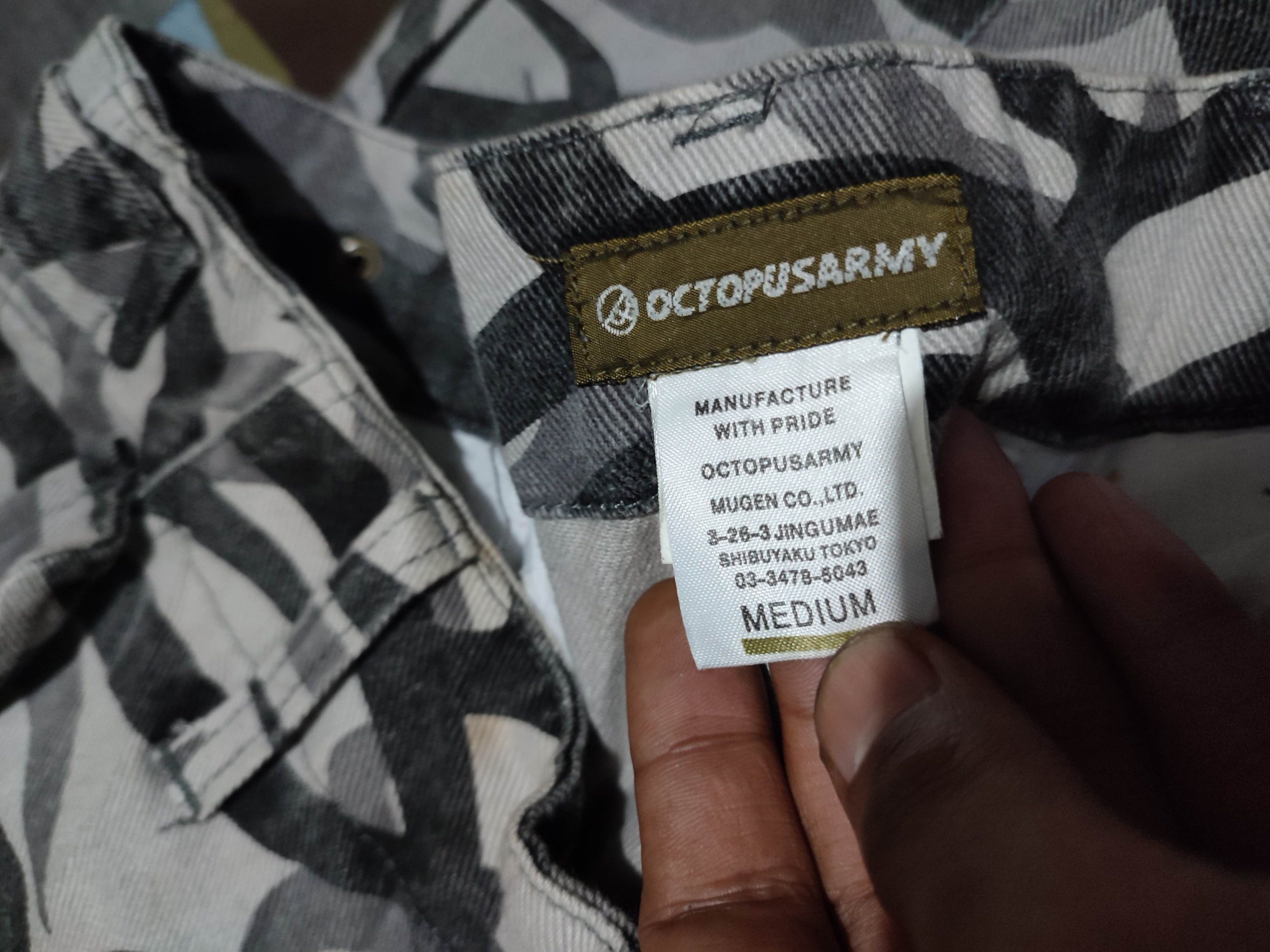 Japanese Brand 🔥Octopus Army Tribal Camo Cargo Pants Size US 31 - 15 Thumbnail