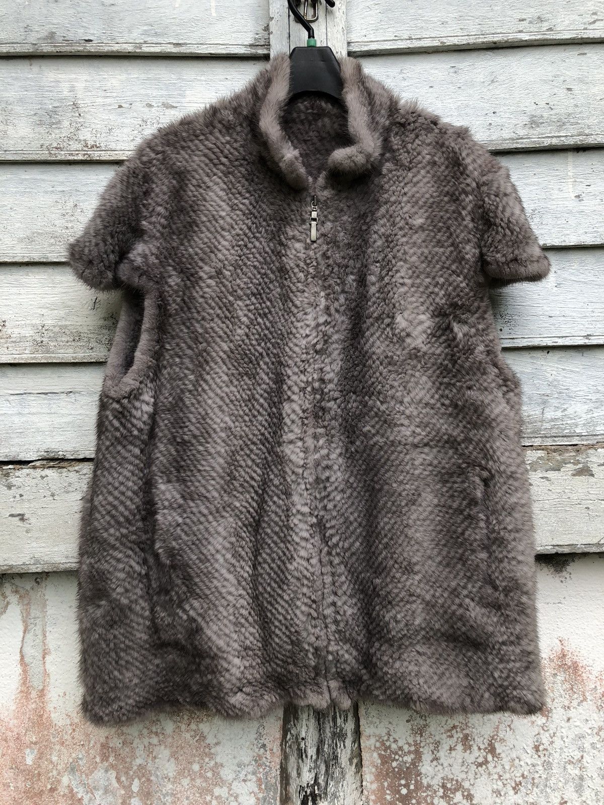 Fluffy and Comfort Saga Mink Ranched Mink Vest