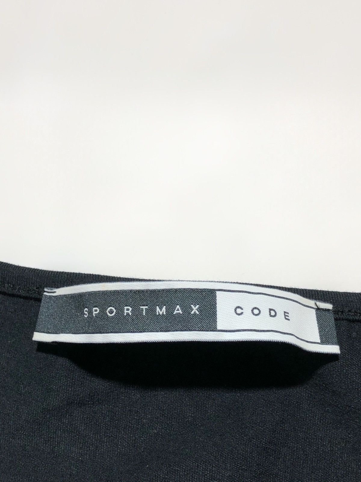 Sportmax Sportmax Max Mara Code T Shirt Floral Sparkles Size M / US 6-8 / IT 42-44 - 4 Thumbnail