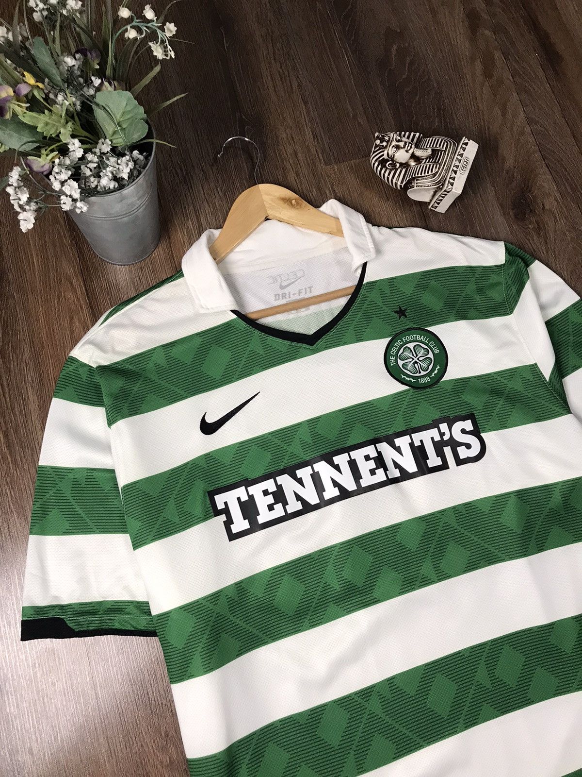 Nike × Vintage Nike Celtic Home S/S Jersey Vince#60 381813-378 Size US XXL / EU 58 / 5 - 5 Thumbnail