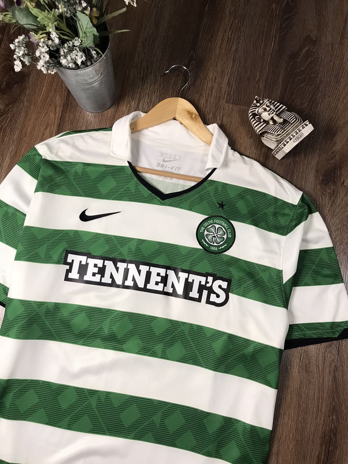 Nike × Vintage Nike Celtic Home S/S Jersey Vince#60 381813-378 Size US XXL / EU 58 / 5 - 2 Thumbnail