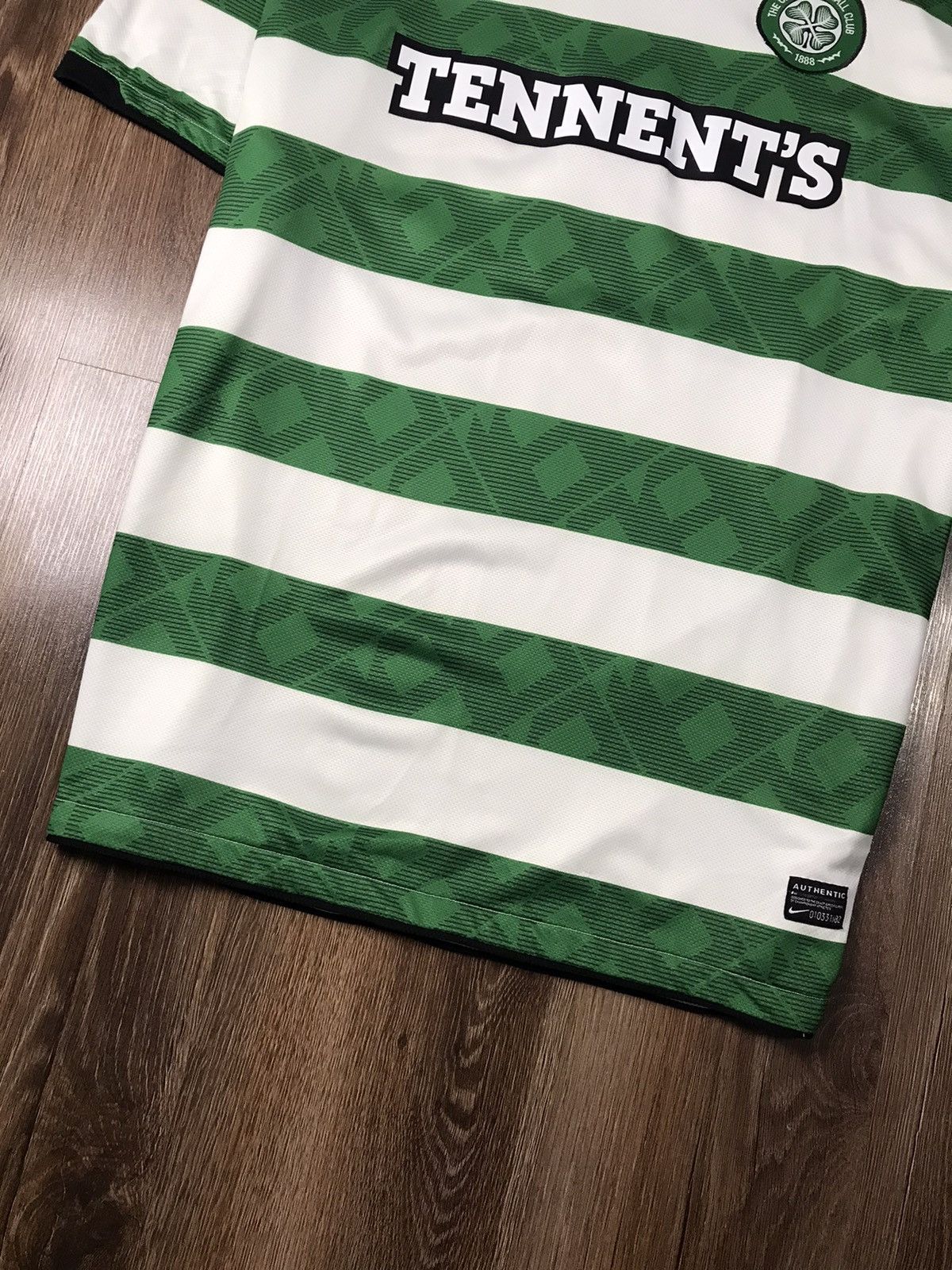 Nike × Vintage Nike Celtic Home S/S Jersey Vince#60 381813-378 Size US XXL / EU 58 / 5 - 3 Thumbnail