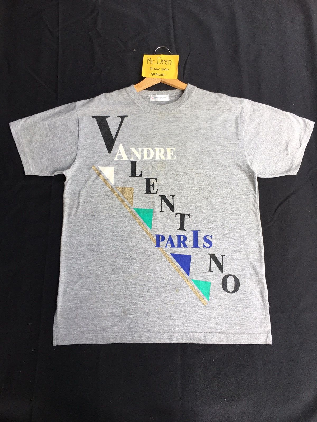 Valentino Vintage Andre Valentino Spellout Tshirt Size US L / EU 52-54 / 3 - 1 Thumbnail