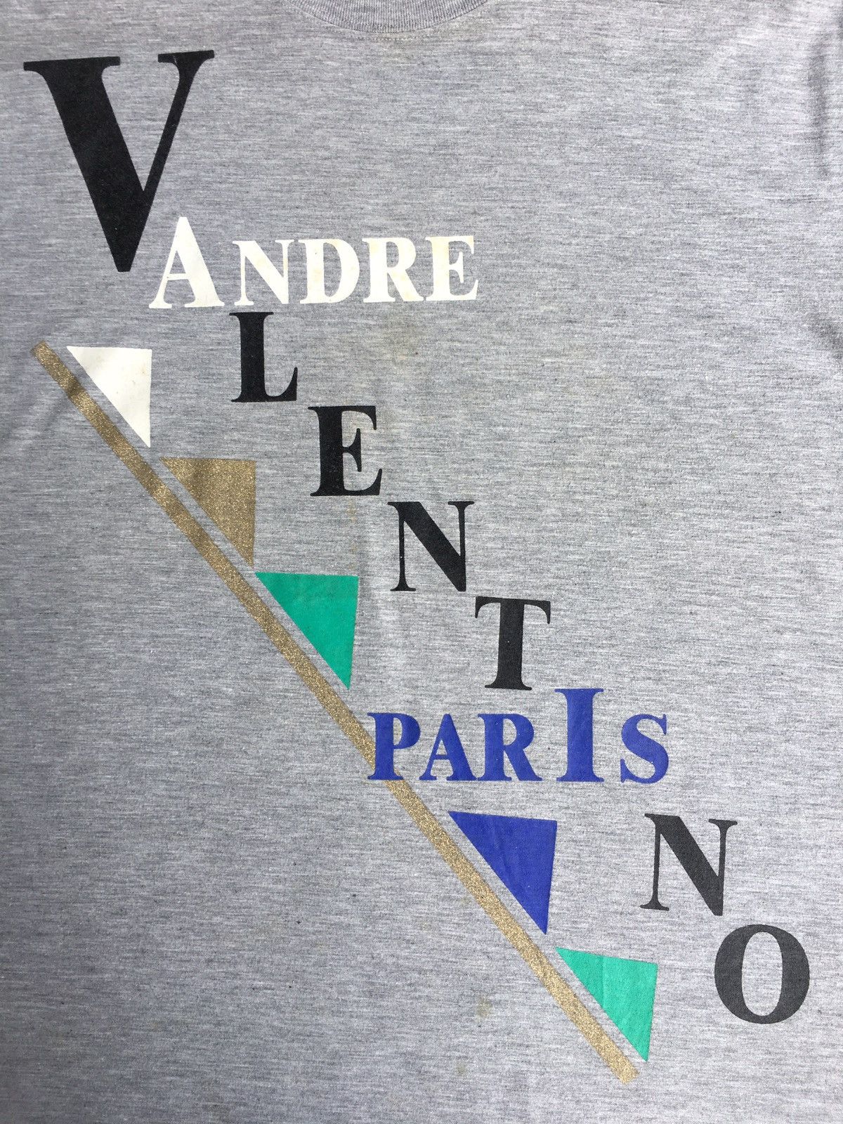 Valentino Vintage Andre Valentino Spellout Tshirt Size US L / EU 52-54 / 3 - 6 Thumbnail