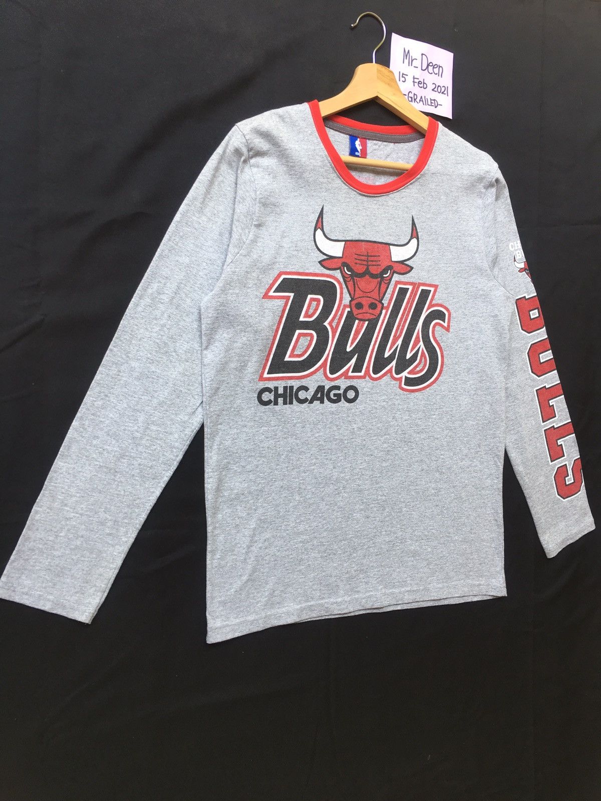 NBA Rare Vintage michael jordan Chicago Bulls NBA Longsleeve Size US M / EU 48-50 / 2 - 3 Thumbnail