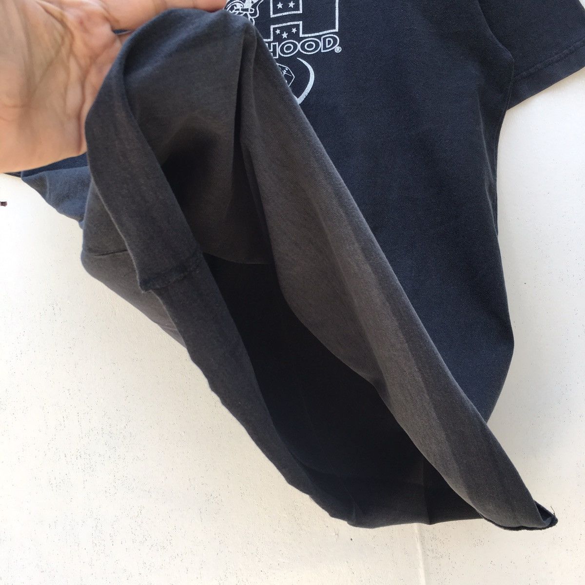 Neighborhood Rare Vintage SS03 Neighborhood Printed Spellout Tshirt Size US L / EU 52-54 / 3 - 23 Thumbnail