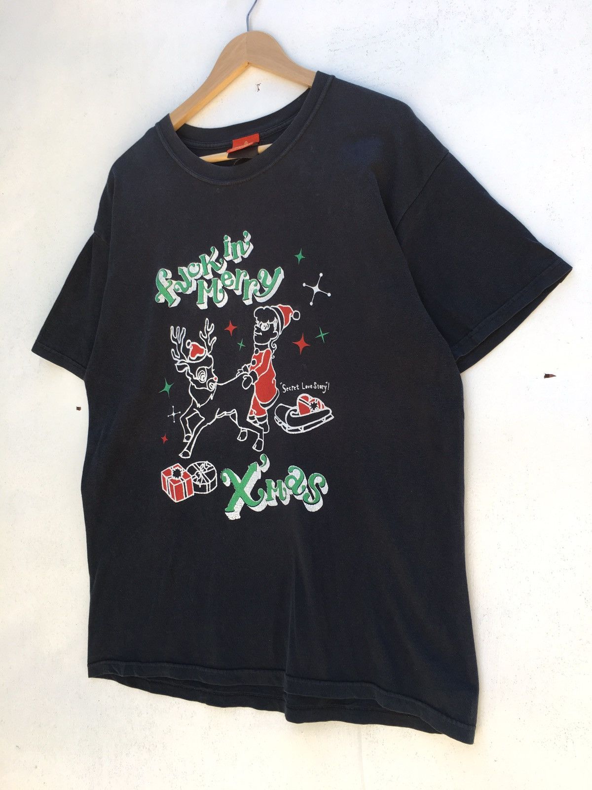Japanese Brand Japanese Brand Kishidenne Wrerutogood ‘fuck merry” Tee Size US L / EU 52-54 / 3 - 4 Thumbnail