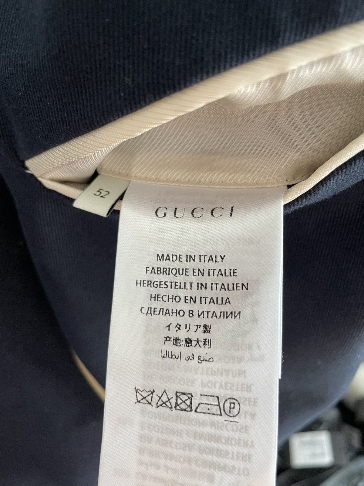 Gucci Gucci $3,400 Value Super Runway Blazer Brand New Rare Size 52R - 17 Thumbnail