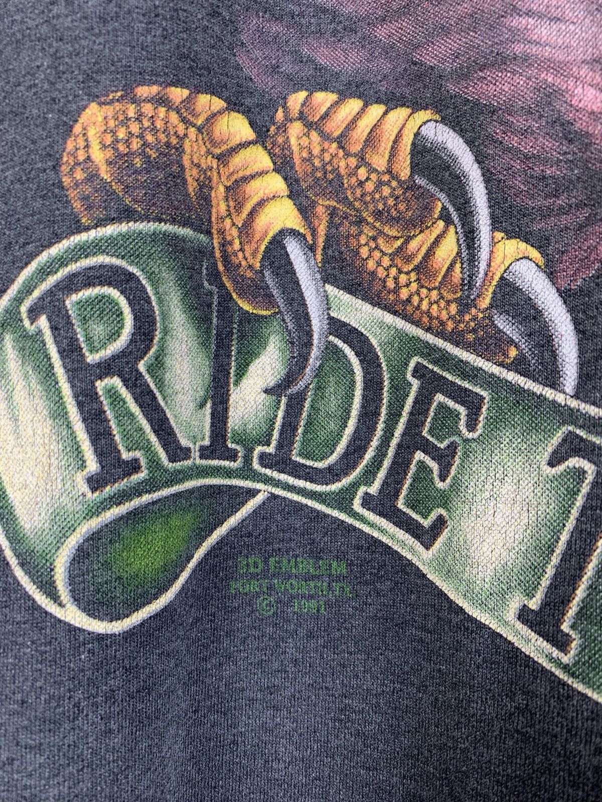 Harley Davidson 1991 Vintage Harley Davidson 3D Emblem Eagles Live To Ride Size US XL / EU 56 / 4 - 8 Thumbnail