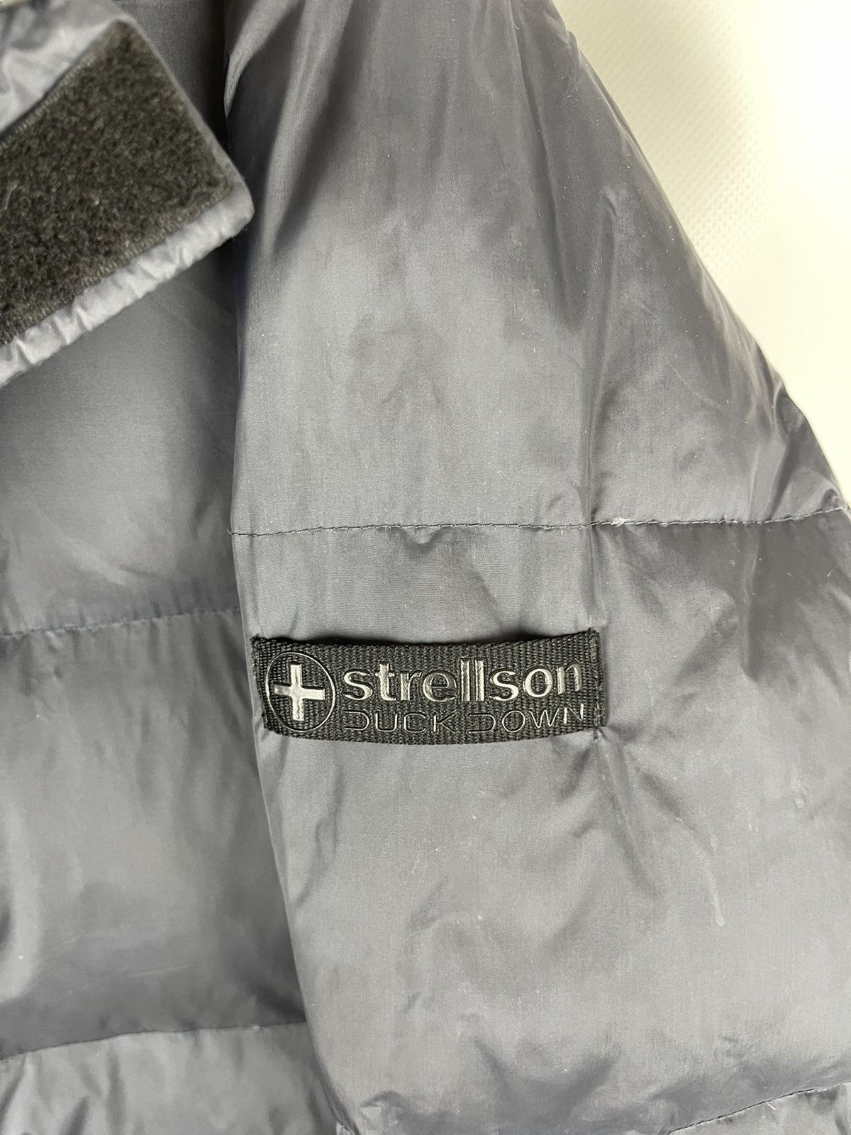Other Strellson Duck Down graphite grey shimmer puffer jacket Size US M / EU 48-50 / 2 - 5 Thumbnail