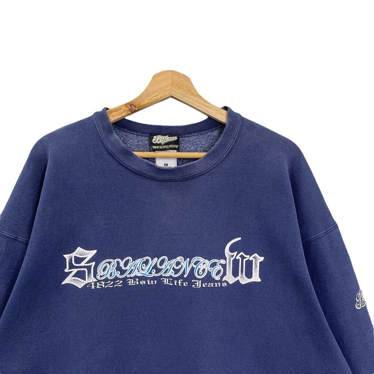 Vintage Vintage Balance Streetware Crewneck Sweatshirt Size L Size US L / EU 52-54 / 3 - 4 Thumbnail
