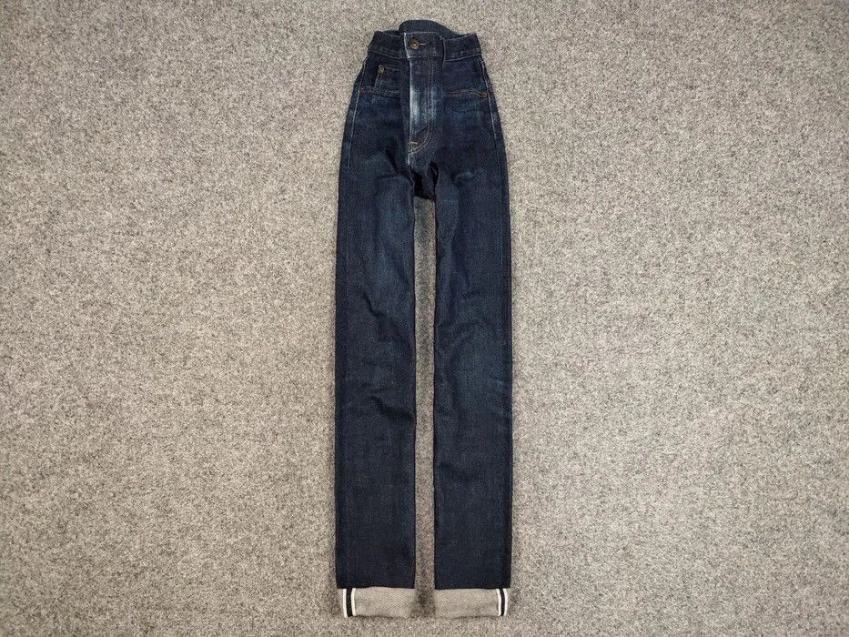 Uniqlo Vintage Japan Uniqlo Selvedge Dark Faded Denim Jeans Size US 31 - 1 Thumbnail