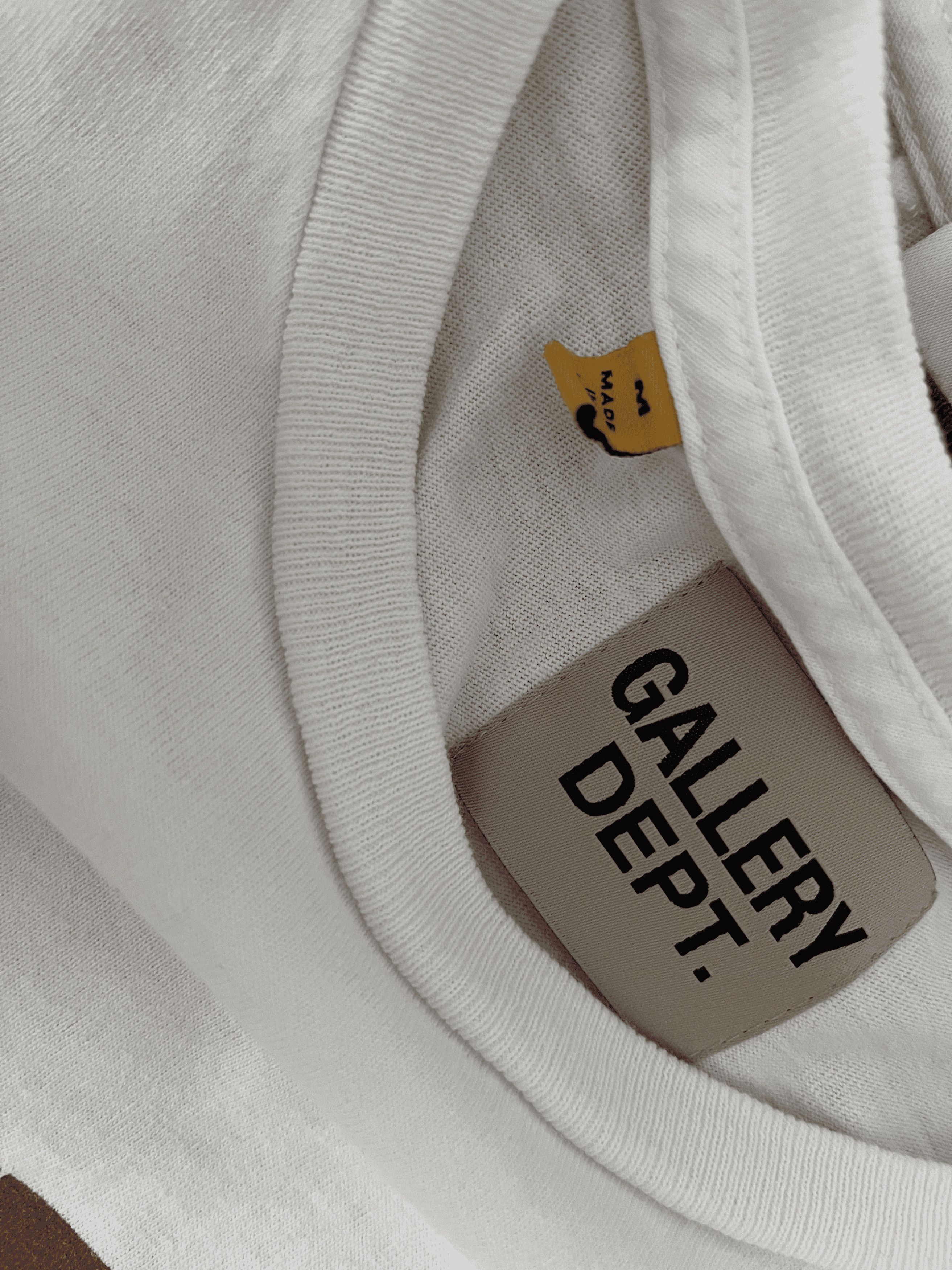 Gallery dept shirt store Sz M