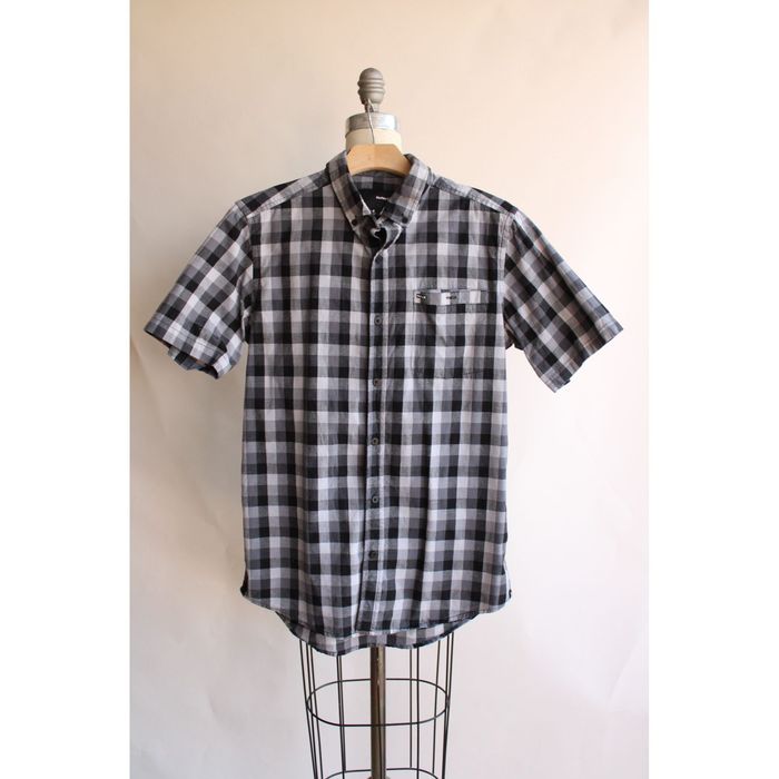 Hurley Hurley Mens Plaid Shirt Size Small Gray and Black short slee ...