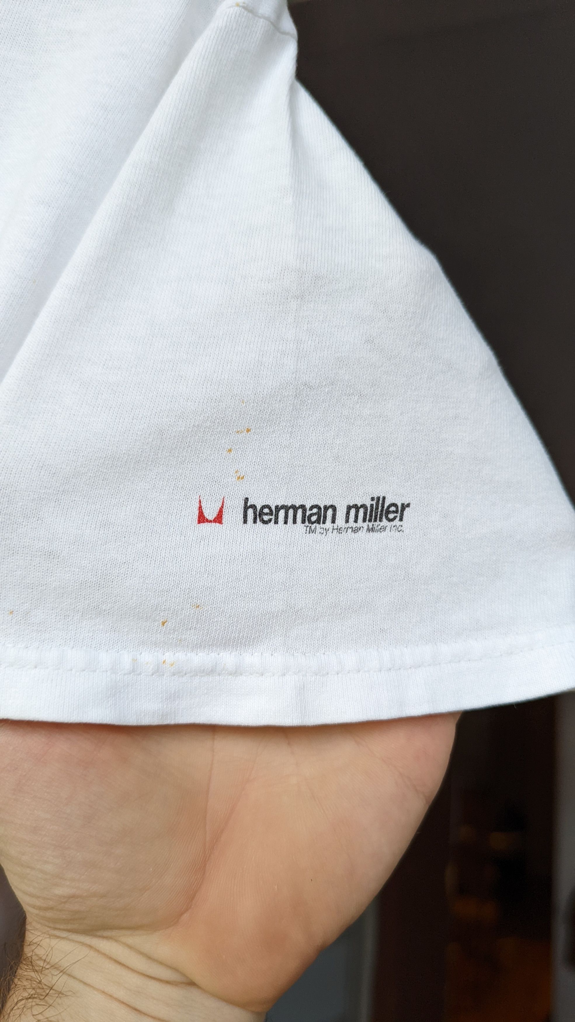 Vintage Vintage Herman Miller Coconut Chair T Shirt Art90s Size US M / EU 48-50 / 2 - 4 Thumbnail