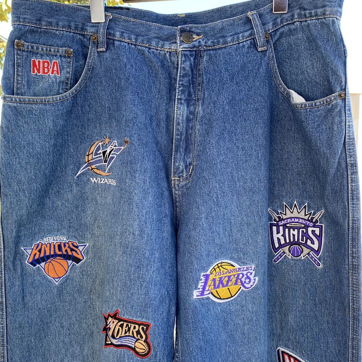 UNK shops NBA All Team Wappen Denim Pants