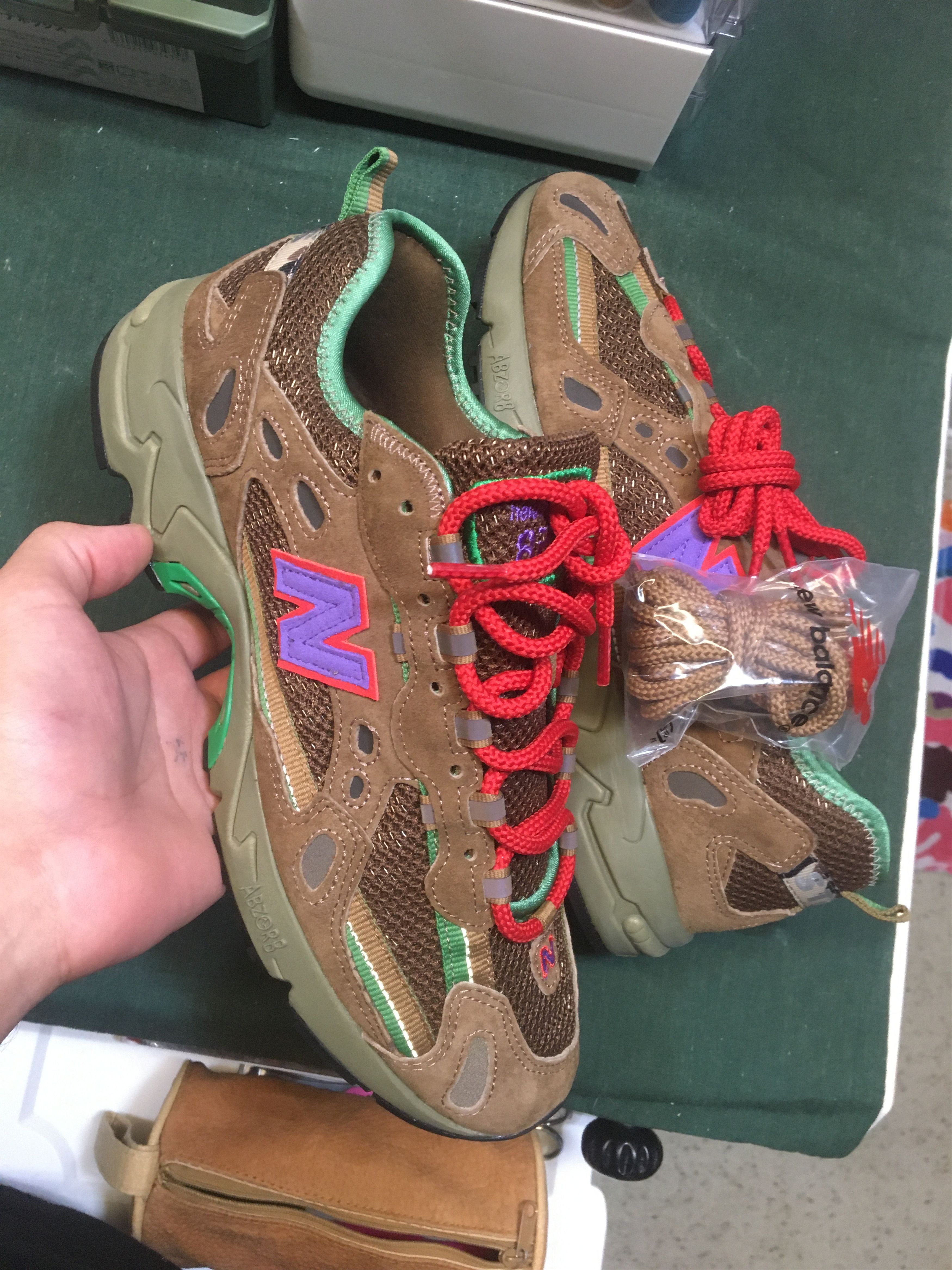 new balance sewer stomper