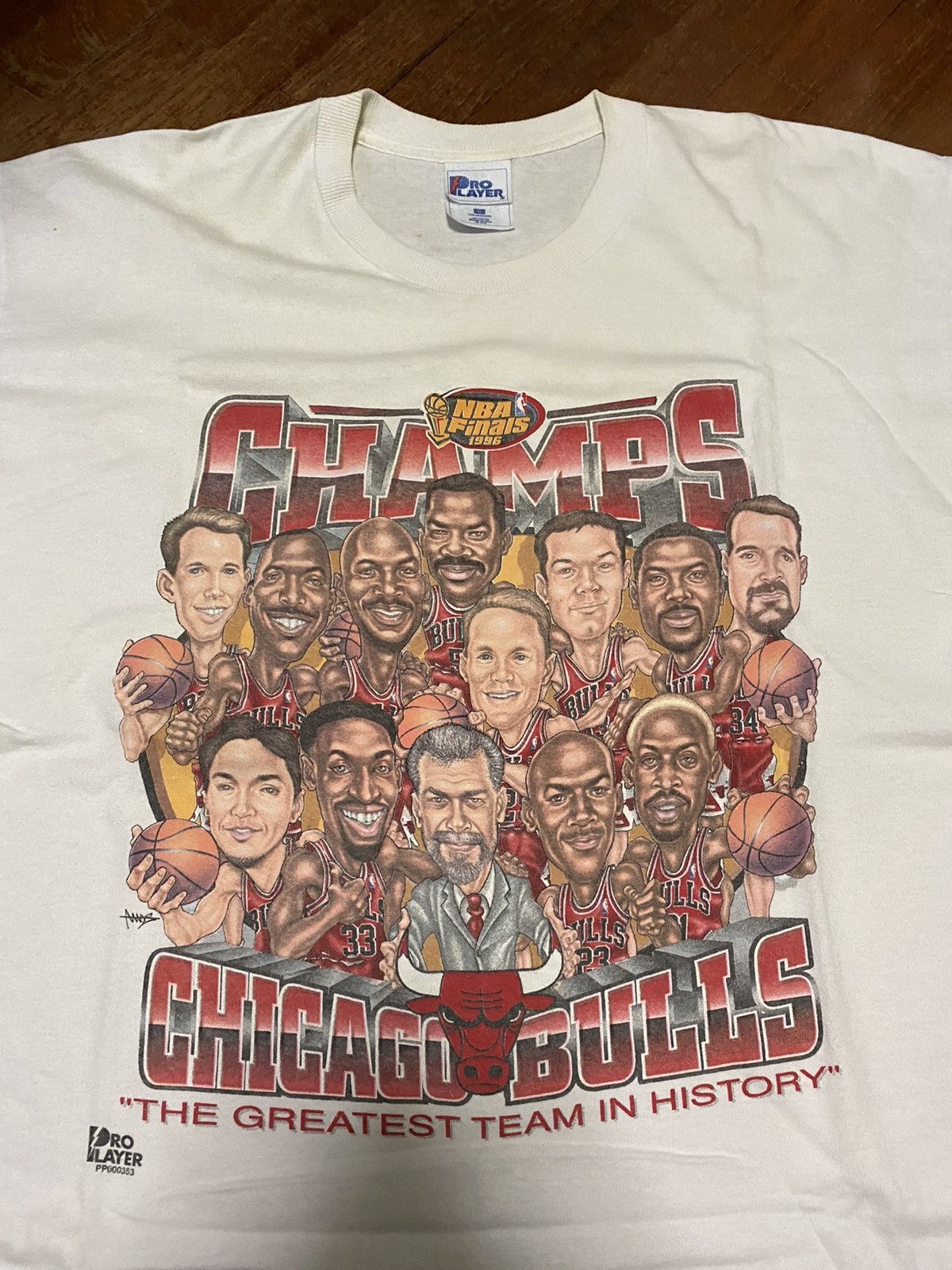 1996年 NBA CHICAGOBULLS NBAFINALS　Tシャツ 1996年 NBA CHICAGOBULLS NBAFINALS Tシャツ - メルカリ
