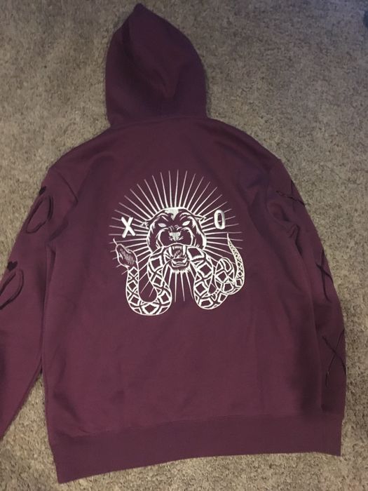 H&m the weeknd burgundy on sale hoodie