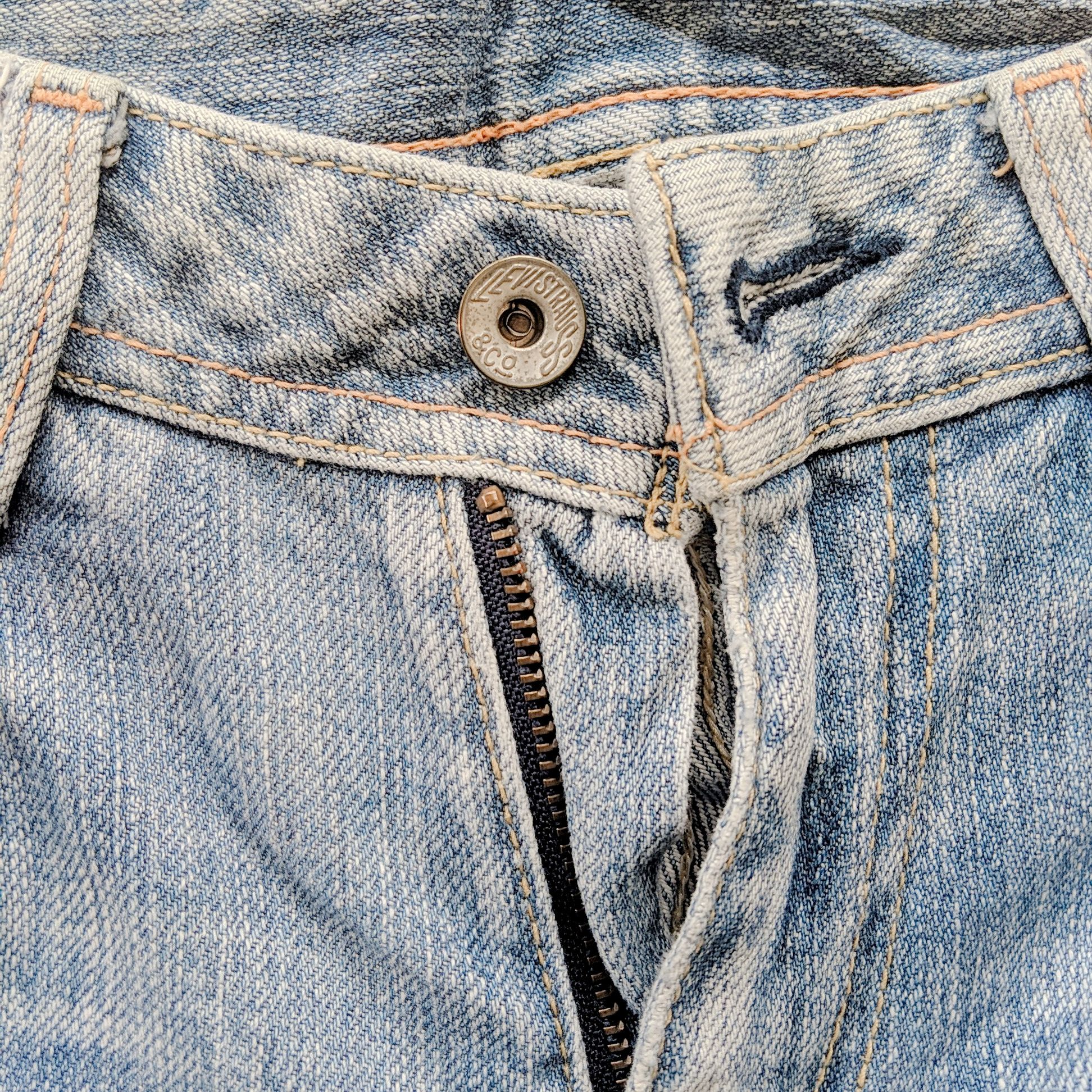 Jean × Levi's × Vintage Vintage Levis Ladies Faded Distressed Denim Trousers Pants Size 28" / US 6 / IT 42 - 9 Thumbnail