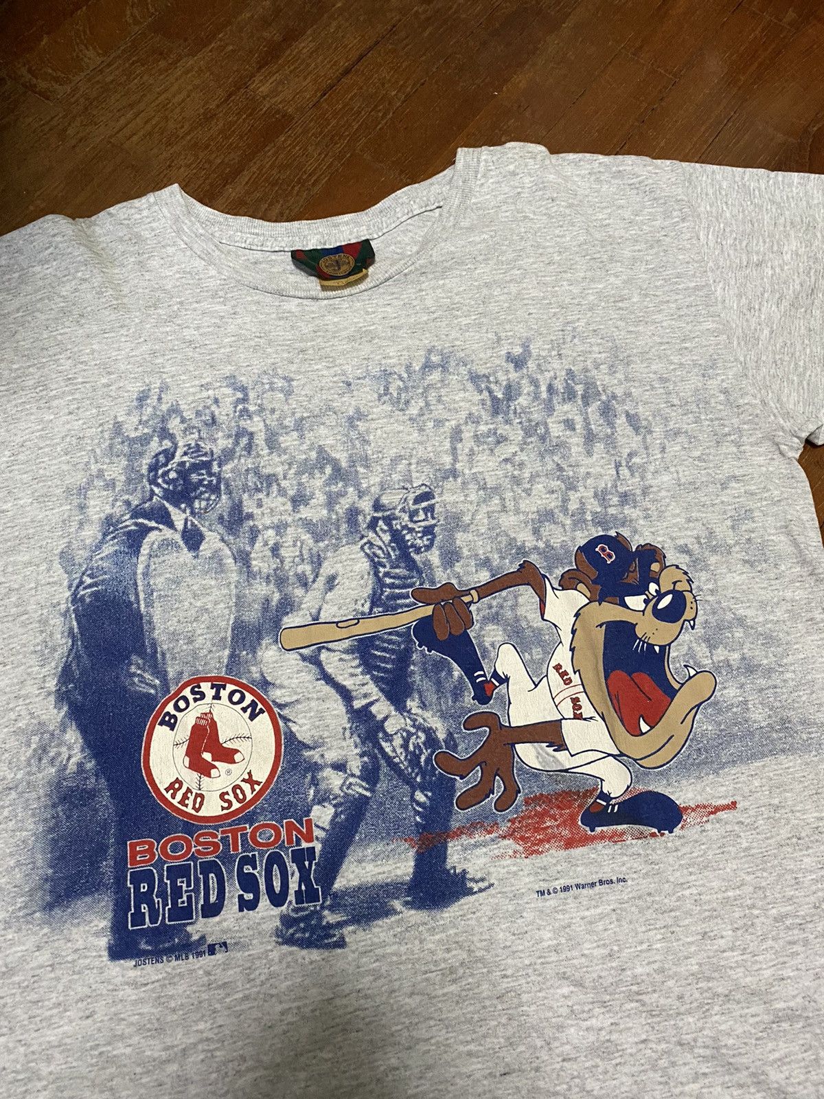 Vintage MLB Boston Red Sox Taz Looney Tunes T-Shirt - Boston Red Sox Shirt  