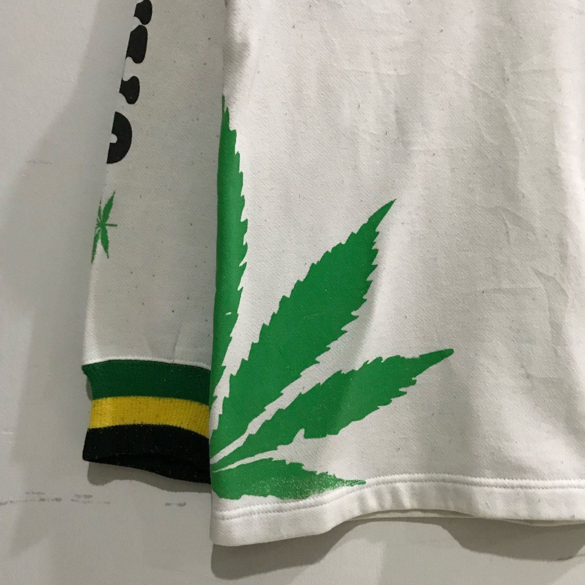 Japanese Brand × Vintage Jamaica Rasta Spirits Sweatshirts Size L Size US L / EU 52-54 / 3 - 5 Thumbnail