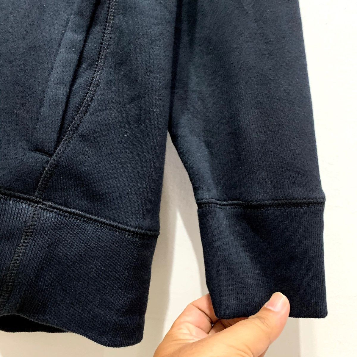 Japanese Brand × Under Armour × Vintage UNDER ARMOUR Hoodie Size M FIts S Size US S / EU 44-46 / 1 - 4 Thumbnail