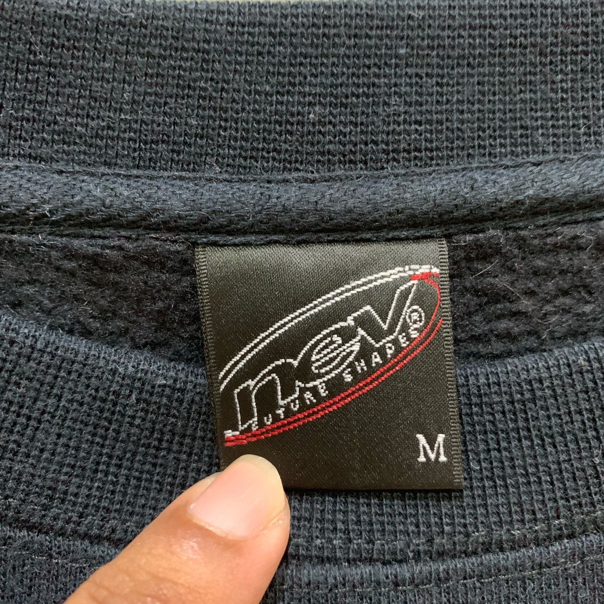 Japanese Brand × Vintage NEV FUTURE SHAPES Sweatshirts Size M fits L Size US L / EU 52-54 / 3 - 6 Thumbnail