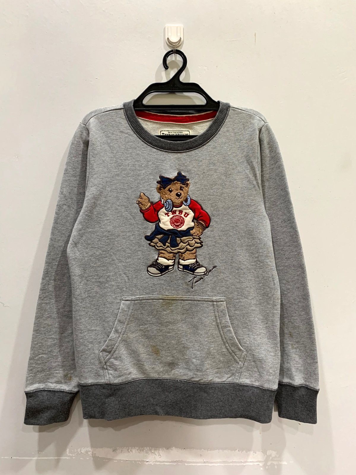 Japanese Brand × Vintage TEENIE WEENIE BEAR Sweatshirt Size FM Fits XS Size US XS / EU 42 / 0 - 1 Thumbnail