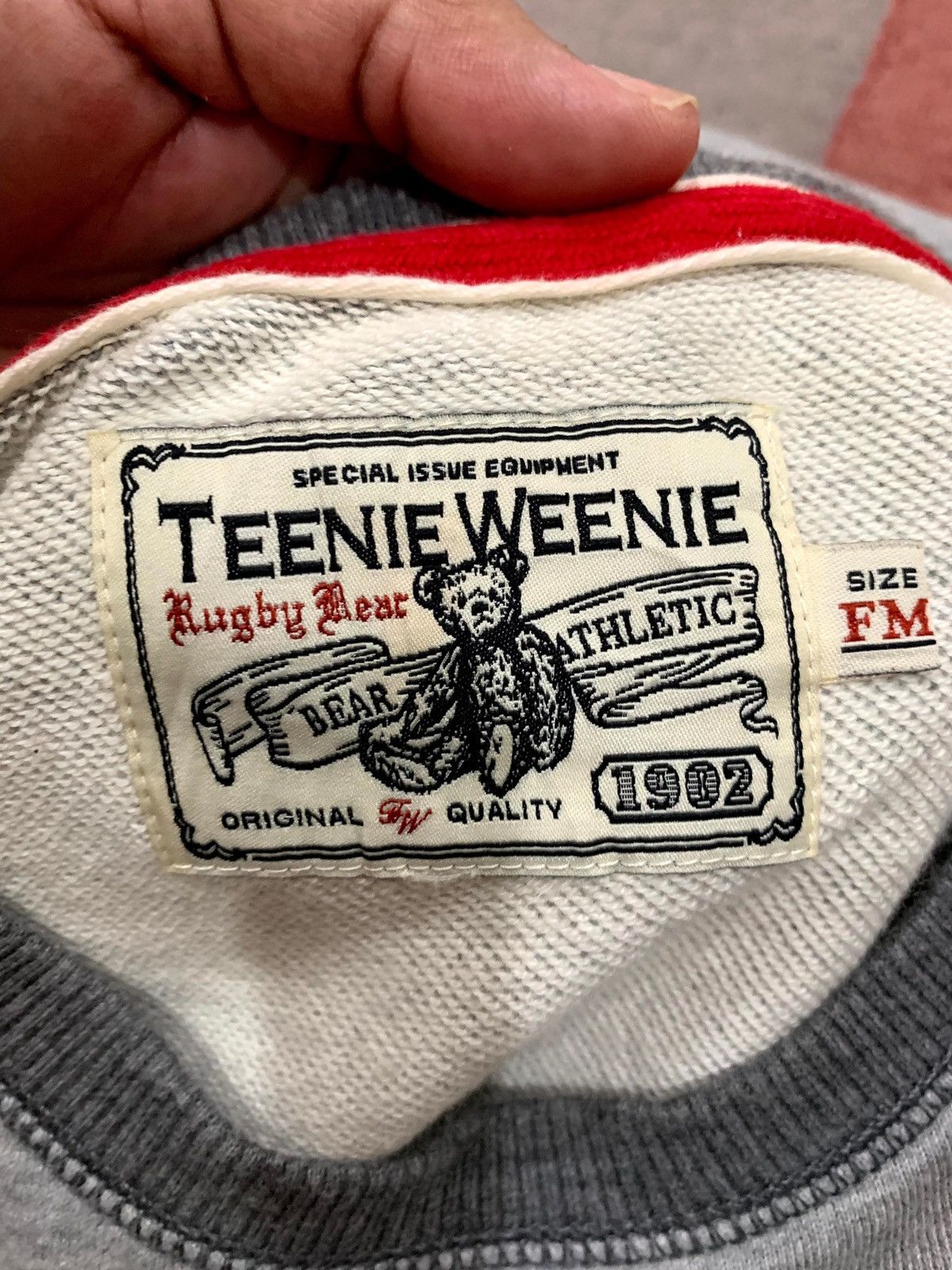 Japanese Brand × Vintage TEENIE WEENIE BEAR Sweatshirt Size FM Fits XS Size US XS / EU 42 / 0 - 15 Thumbnail