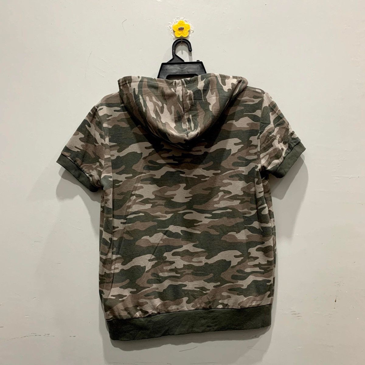 Japanese Brand × Marvel Comics × Vintage MARVEL Hoodie/Sleeveless Camo Size M Fit L Size US L / EU 52-54 / 3 - 7 Thumbnail