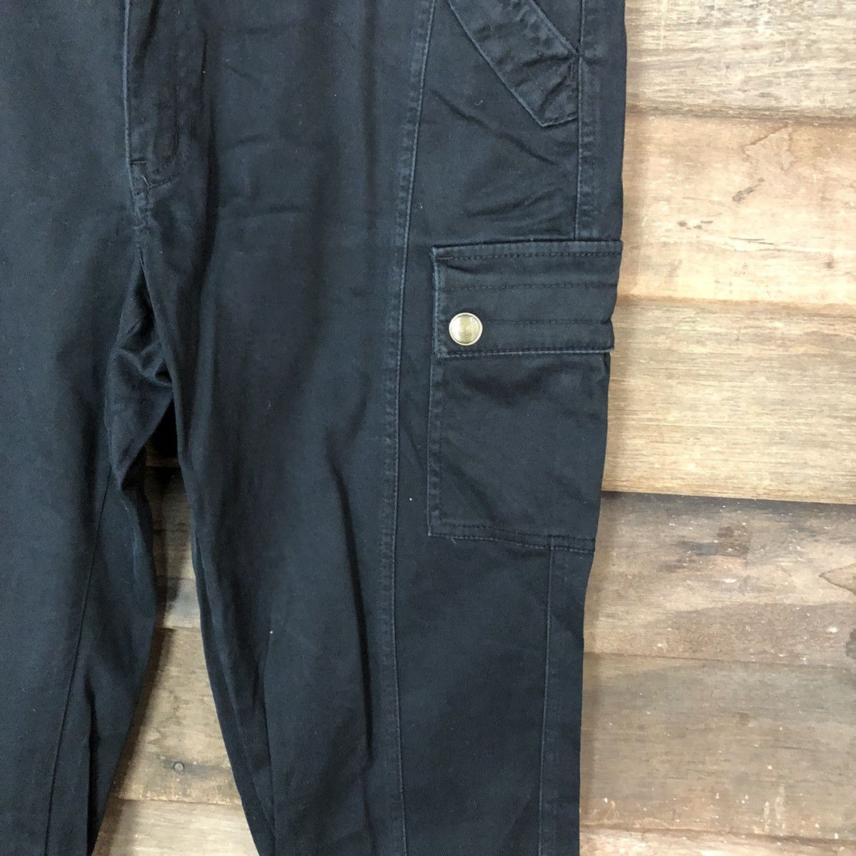 Japanese Brand Hop Kins Black streetwear multi pocket Cargo Pants #4481 Size US 33 - 7 Thumbnail
