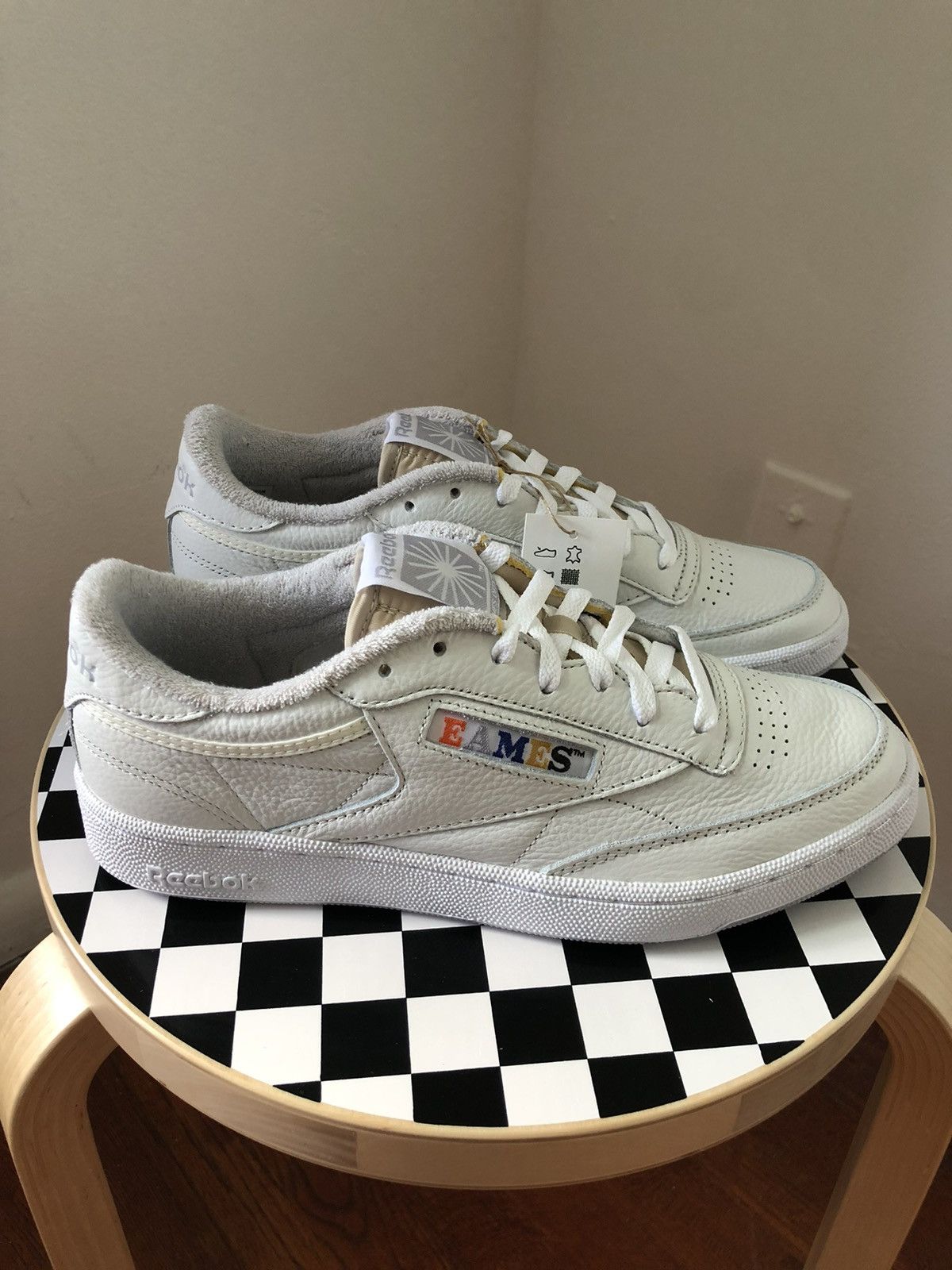 eames friends and family club c