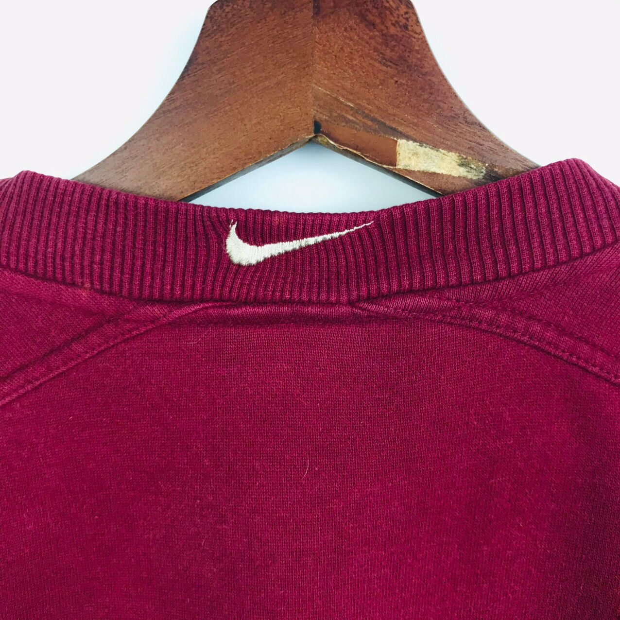 Nike × Vintage Vintage 90s Nike Center Embroidery Logo Sweatshirt Size US L / EU 52-54 / 3 - 3 Thumbnail