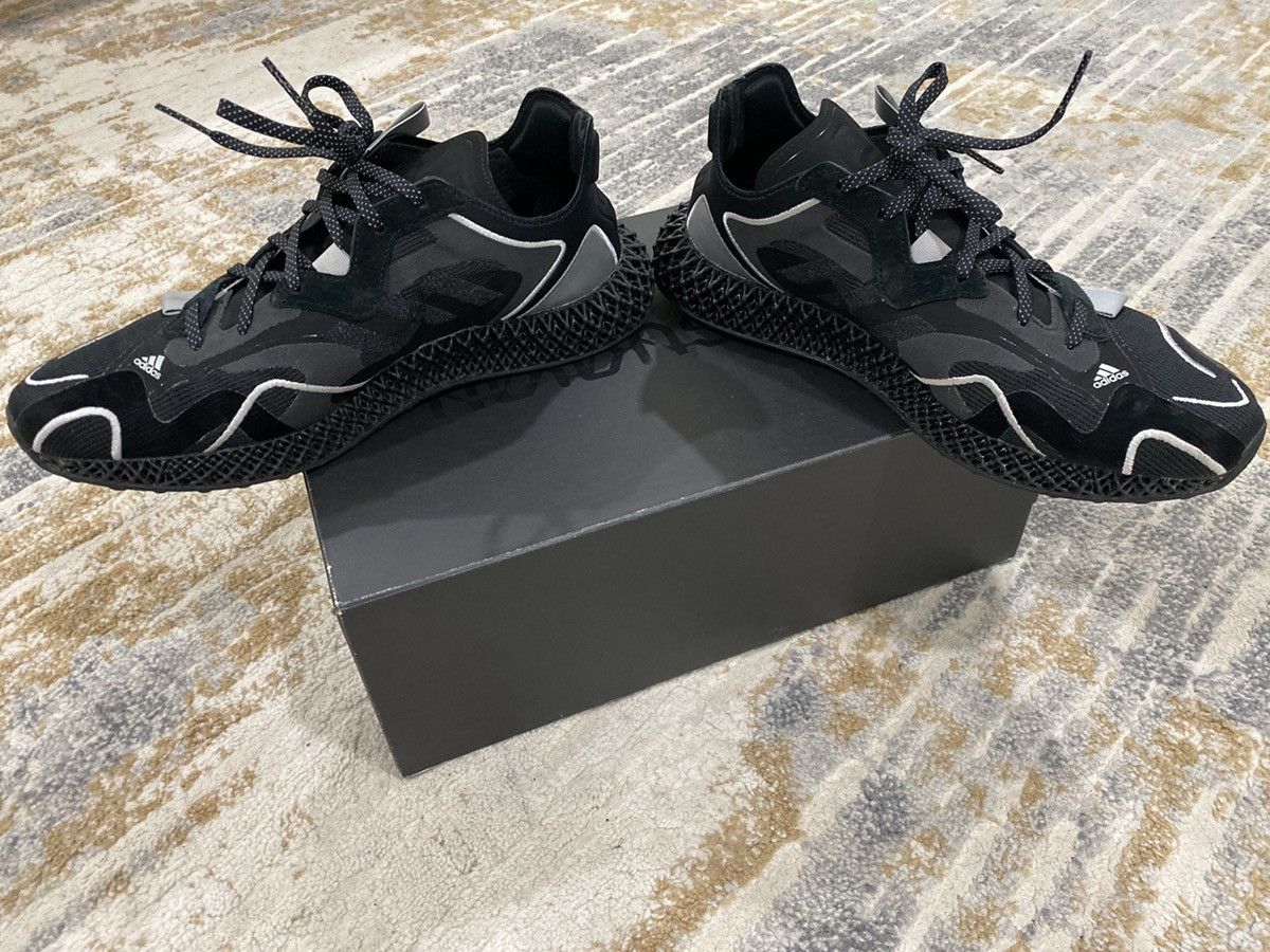 Adidas x End EVO 4D 'Dark Matter'