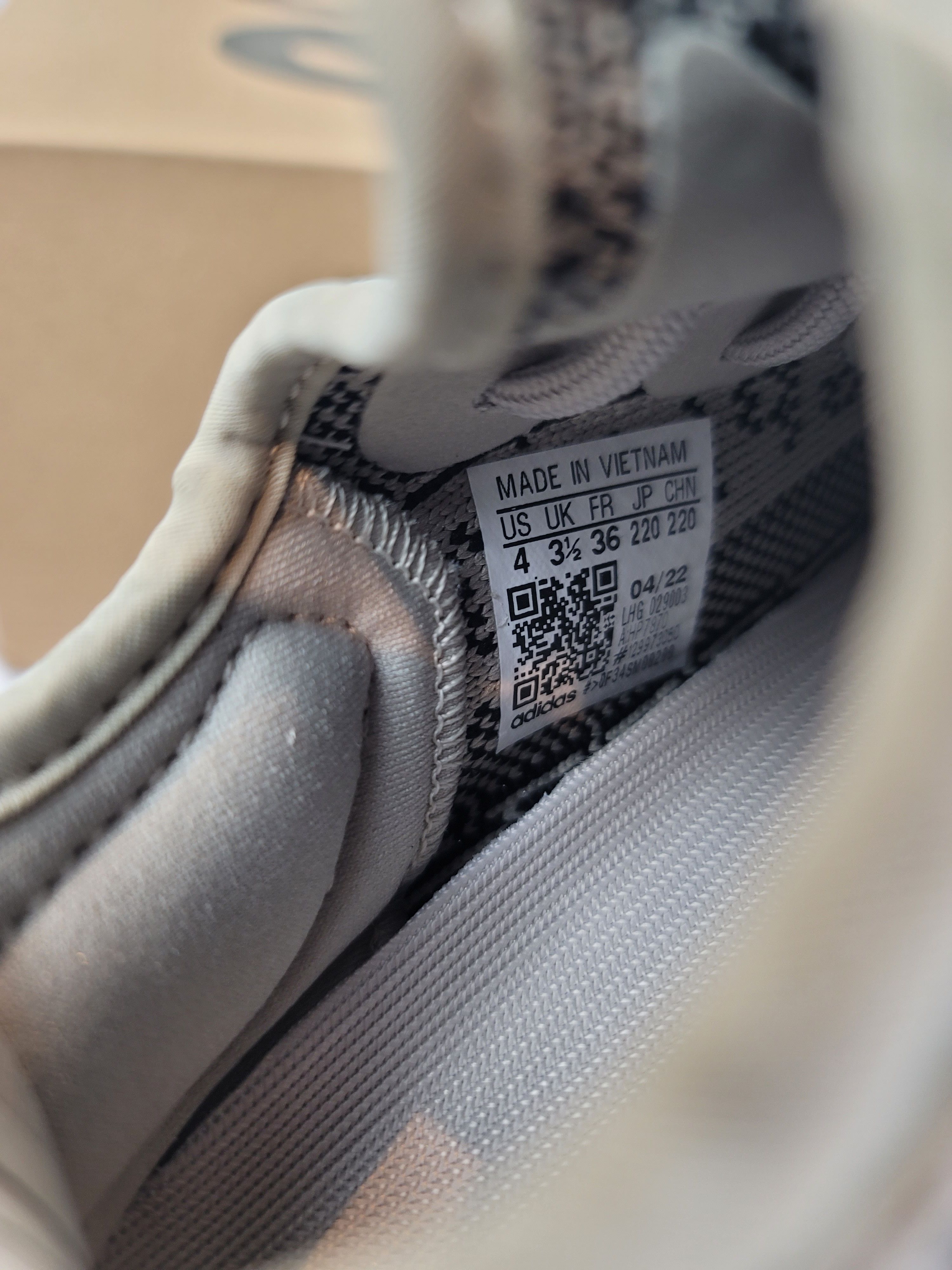 Adidas × Kanye West Adidas Yeezy Boost 350 V2 "Slate" Men Size 4 (5W) BRAND NEW Size US 5 / IT 35 - 10 Thumbnail