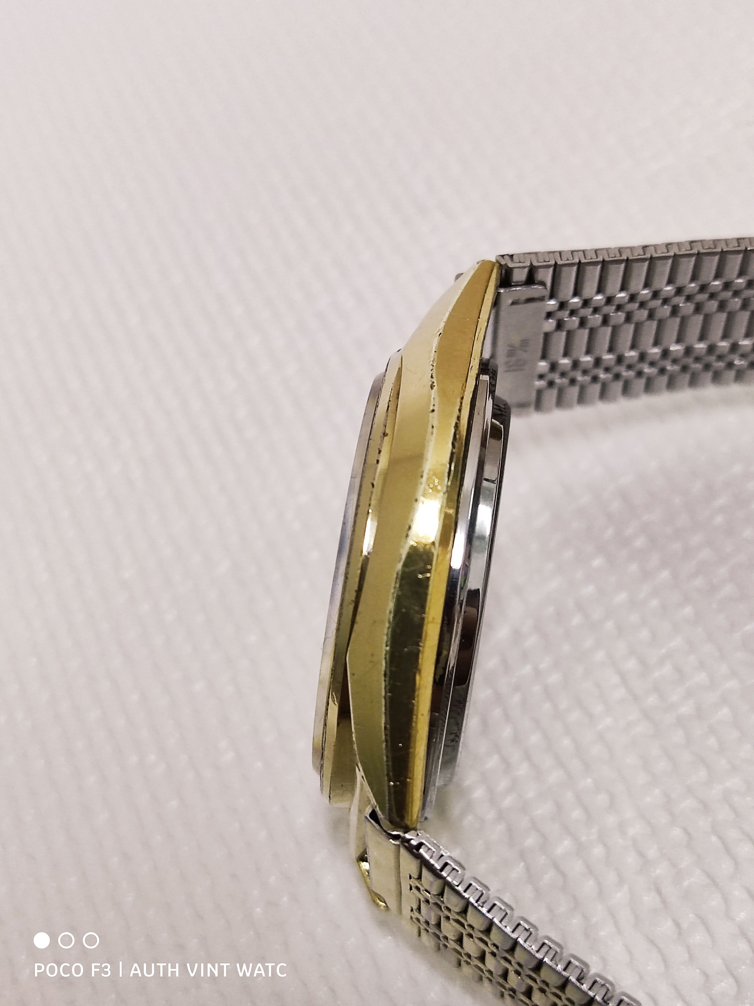 Orient Authentic Vintage 1970s Orient Quartz Gold Men Size ONE SIZE - 13 Thumbnail
