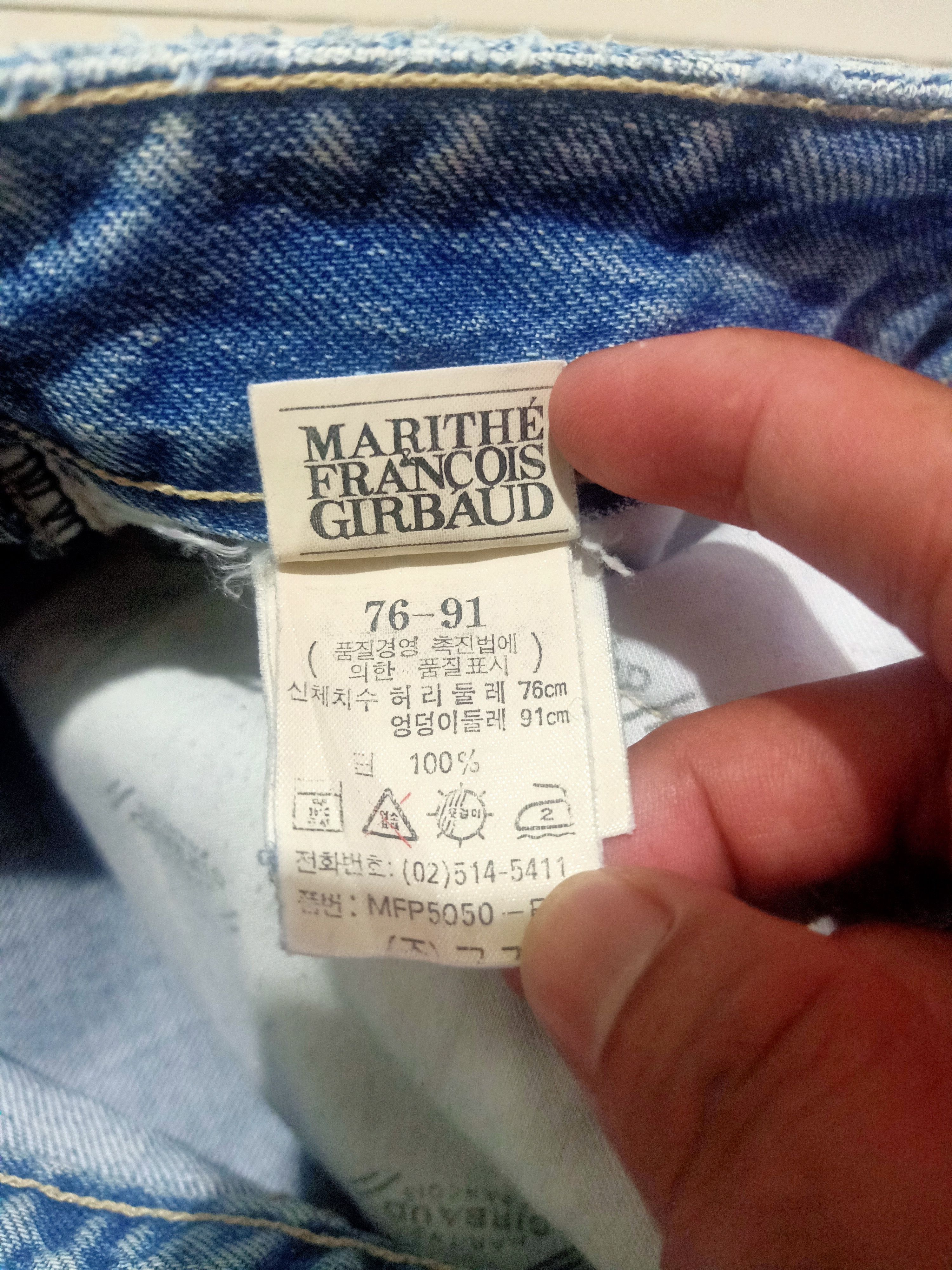 Marithe + Francois Girbaud Baggy Style distressed Jeans Marithe Franchois Girbaud Size US 30 / EU 46 - 8 Thumbnail